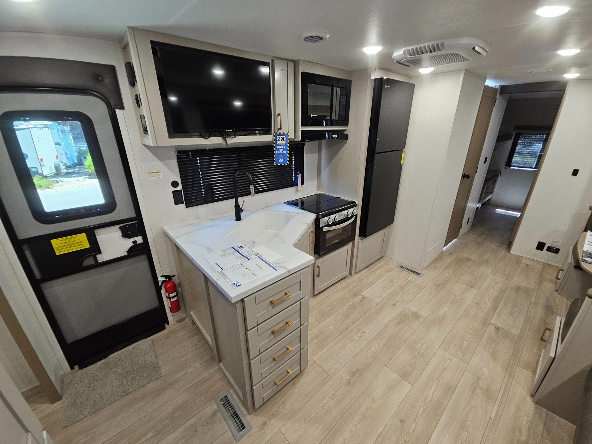 2027 Jayco 2027 Jayco Jay Flight - thumbnail 6