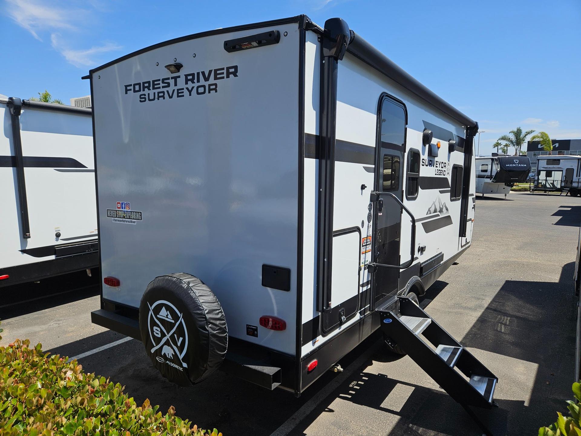 2027 Forest River RV 2027 Forest River RV Surveyor Legend - thumbnail 3