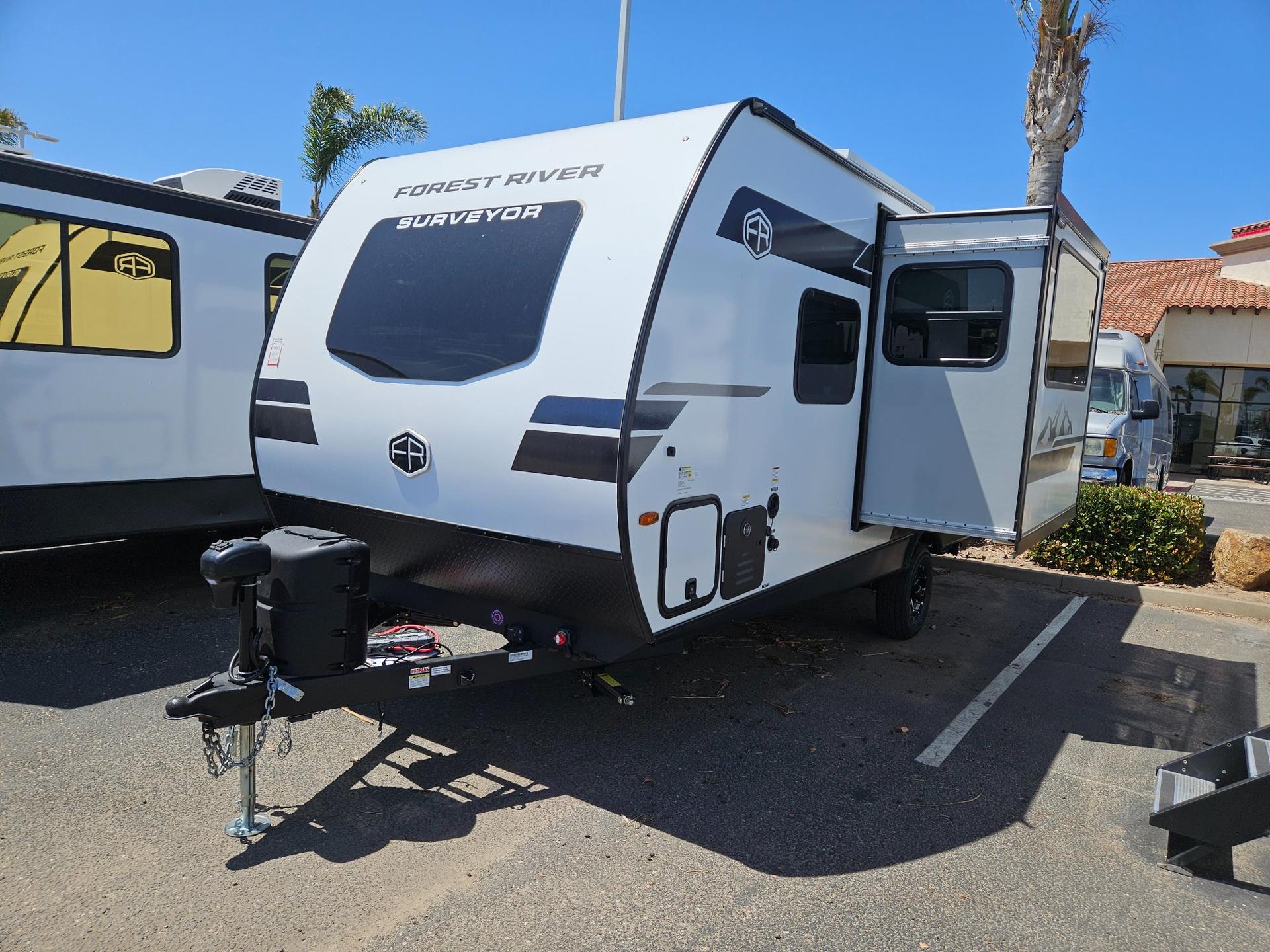 2027 Forest River RV 2027 Forest River RV Surveyor Legend - thumbnail 5