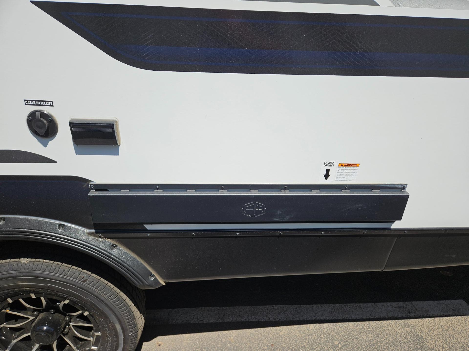 2027 Forest River RV 2027 Forest River RV Surveyor Legend - thumbnail 33