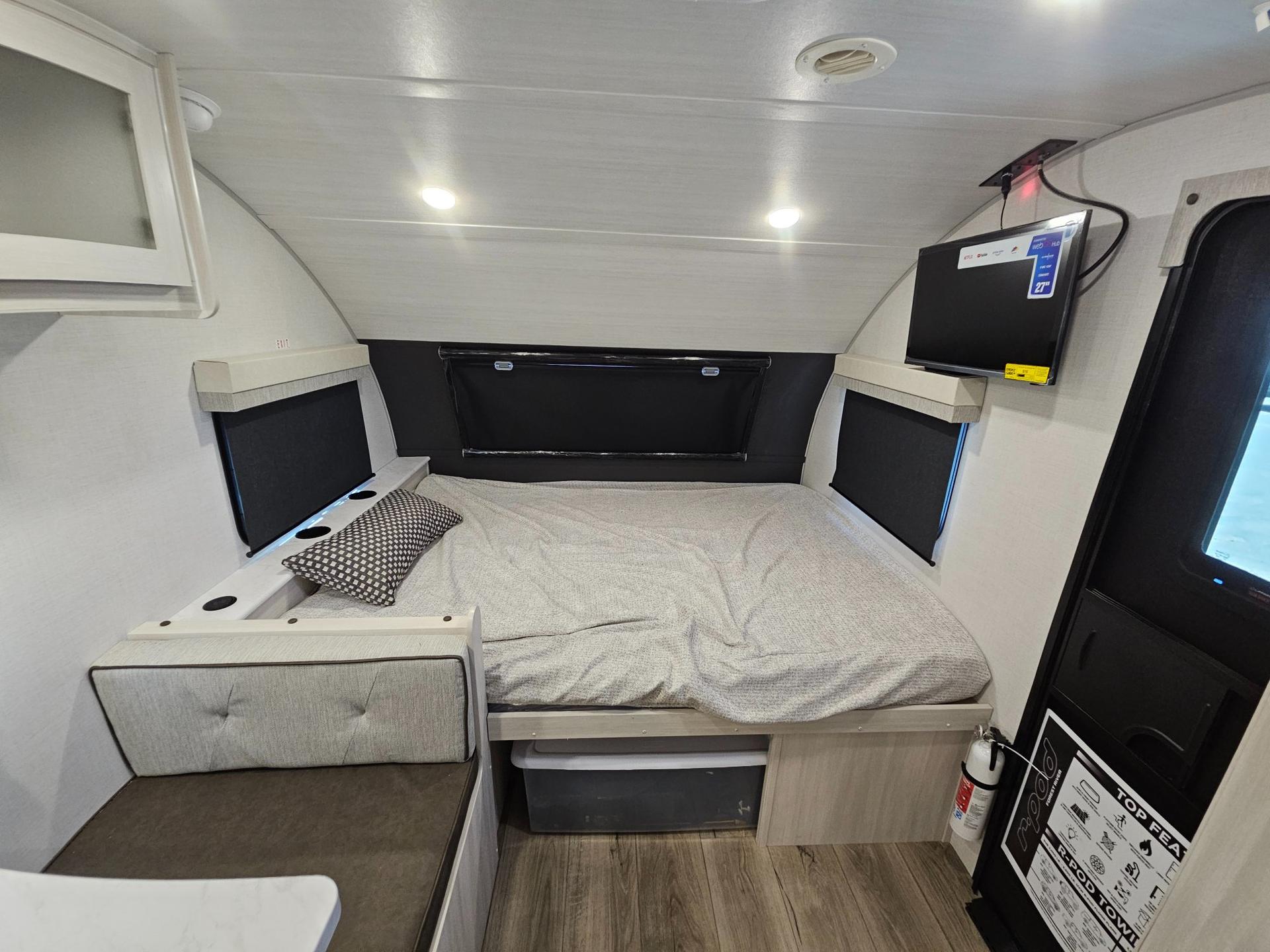 2027 Forest River RV 2027 Forest River RV R-Pod - thumbnail 9