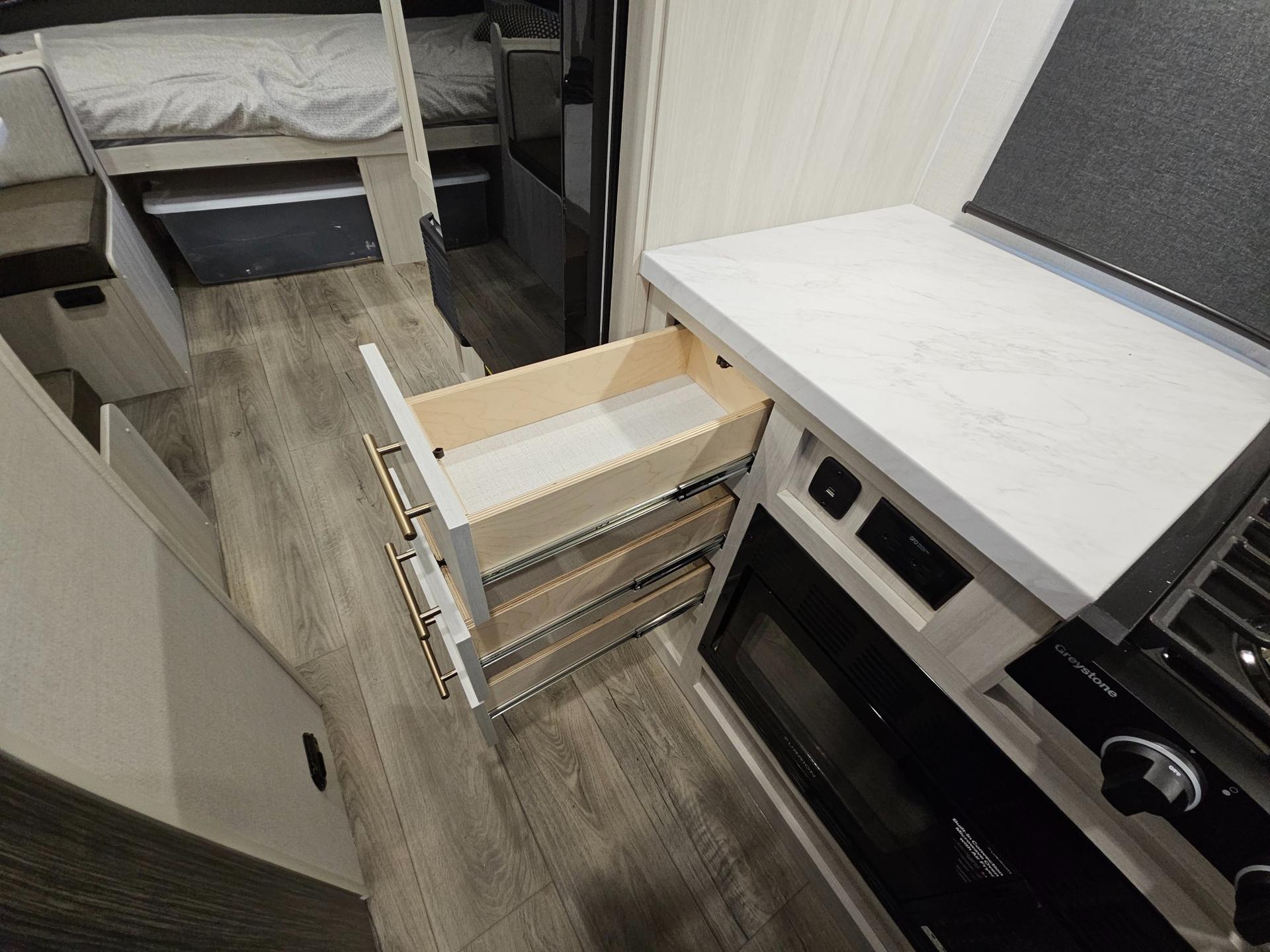 2027 Forest River RV 2027 Forest River RV R-Pod - thumbnail 18