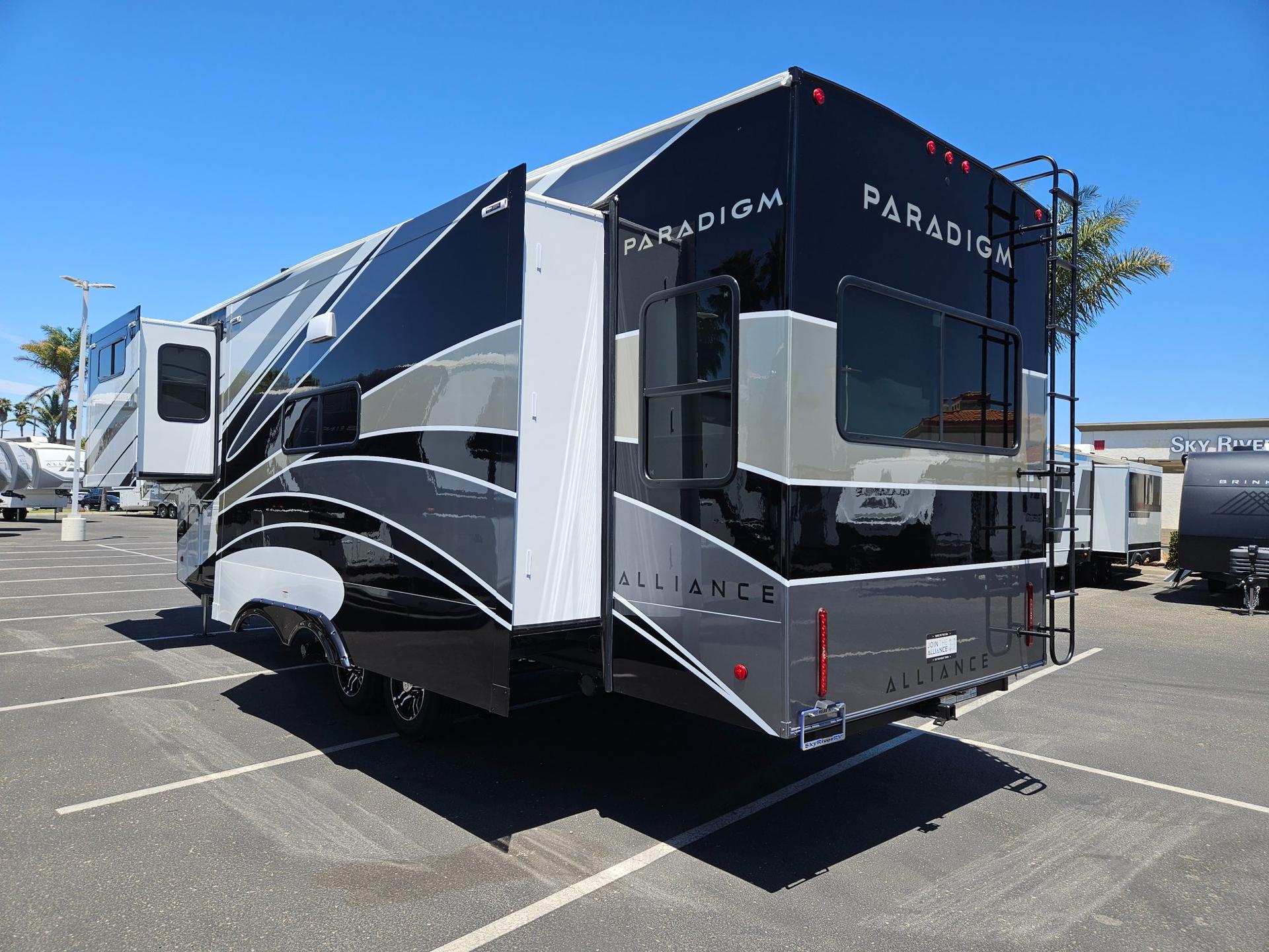 2026 Alliance RV 2026 Alliance RV Paradigm - thumbnail 4