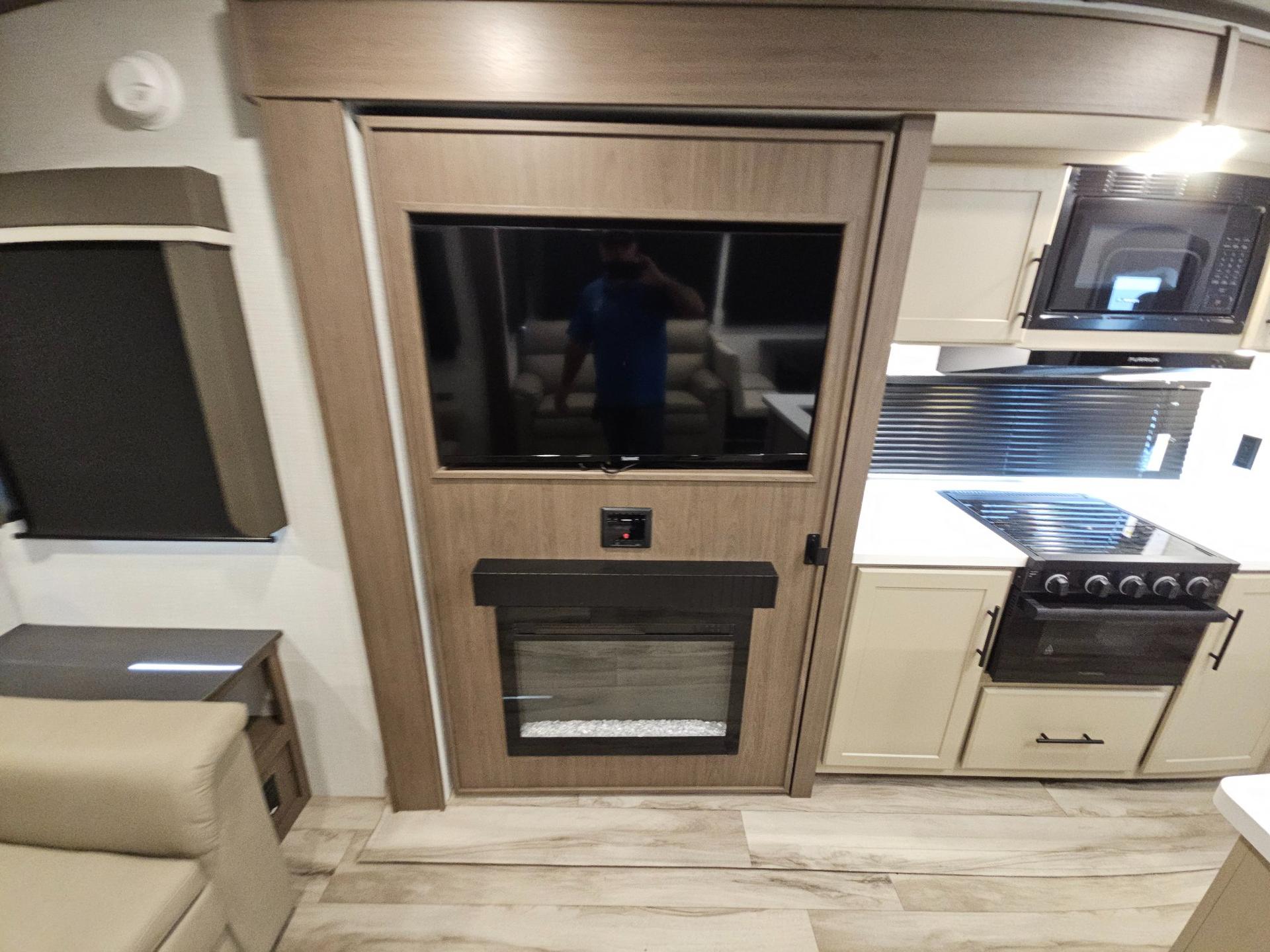 2027 Keystone RV 2027 Keystone RV Cougar Half-Ton - thumbnail 16