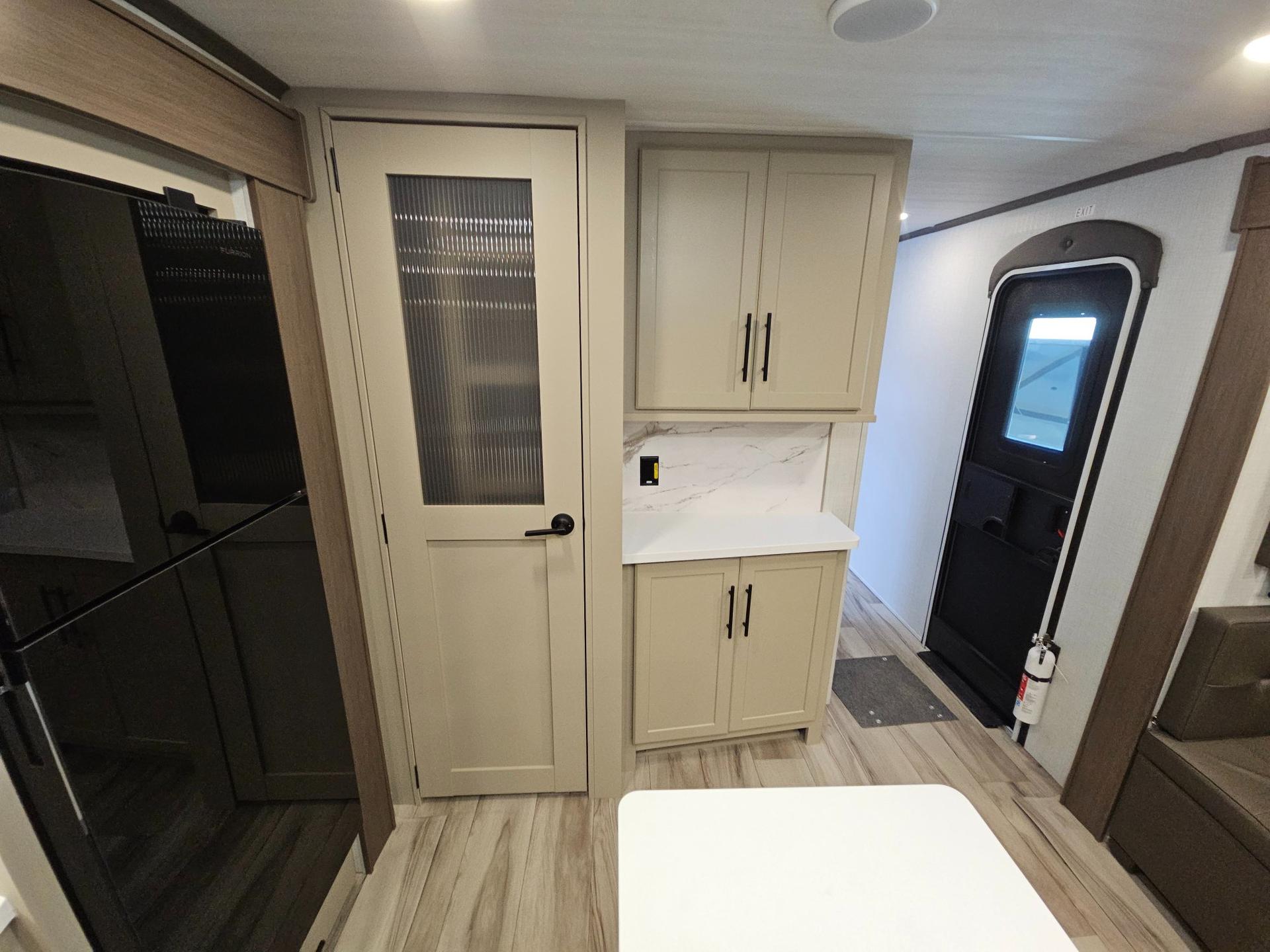 2027 Keystone RV 2027 Keystone RV Cougar Half-Ton - thumbnail 79