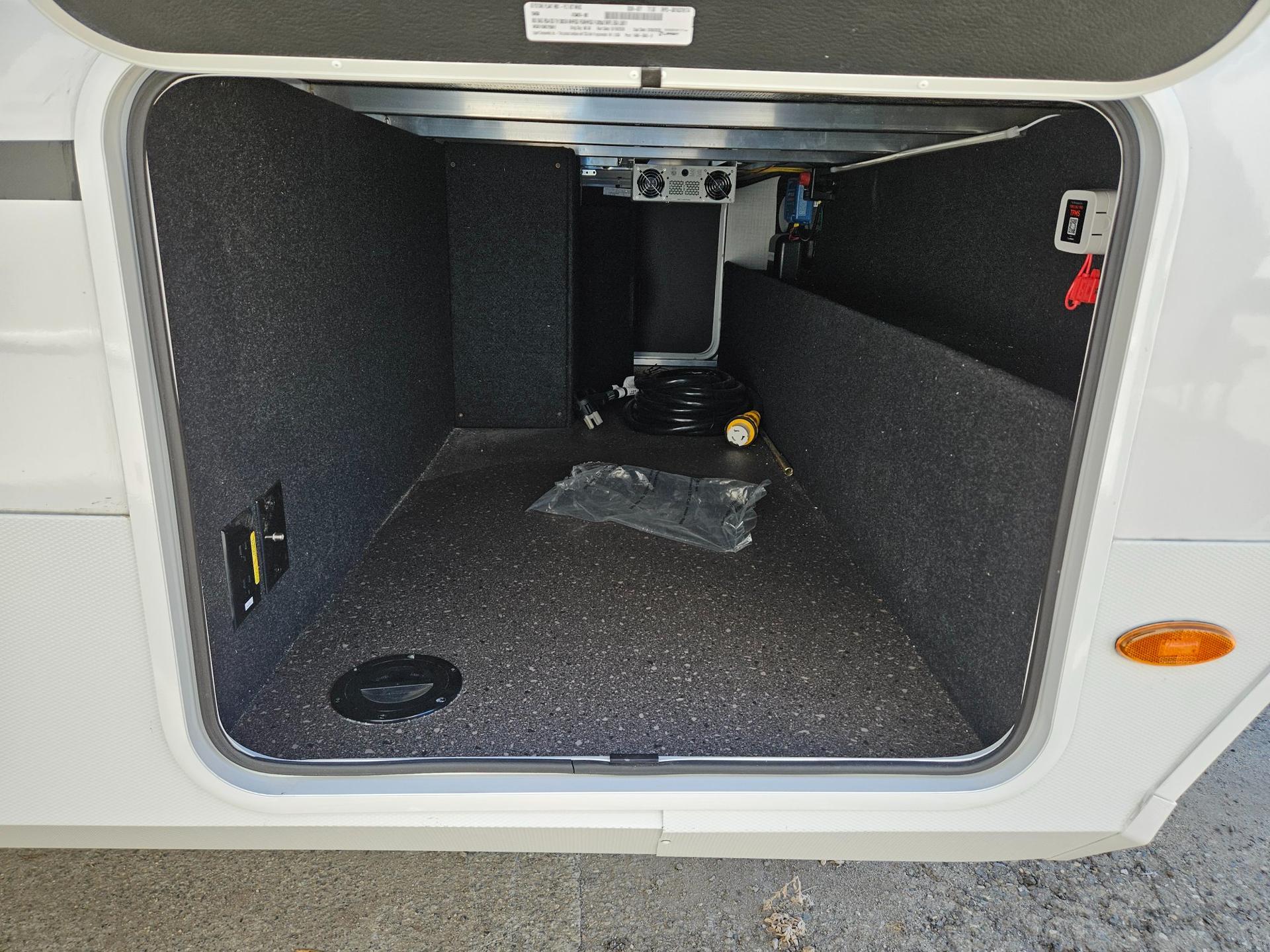 2027 Keystone RV 2027 Keystone RV Cougar Half-Ton - thumbnail 93