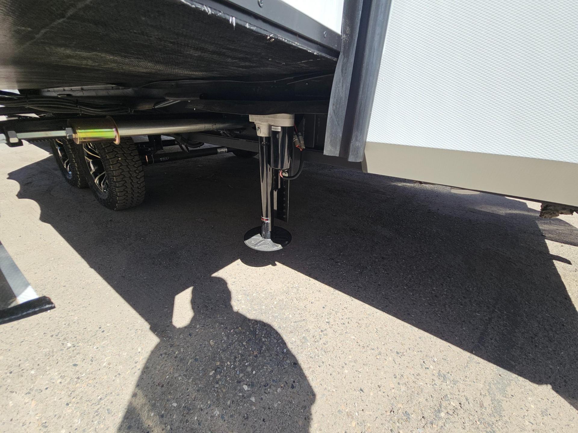 2027 Keystone RV 2027 Keystone RV Cougar Half-Ton - thumbnail 99