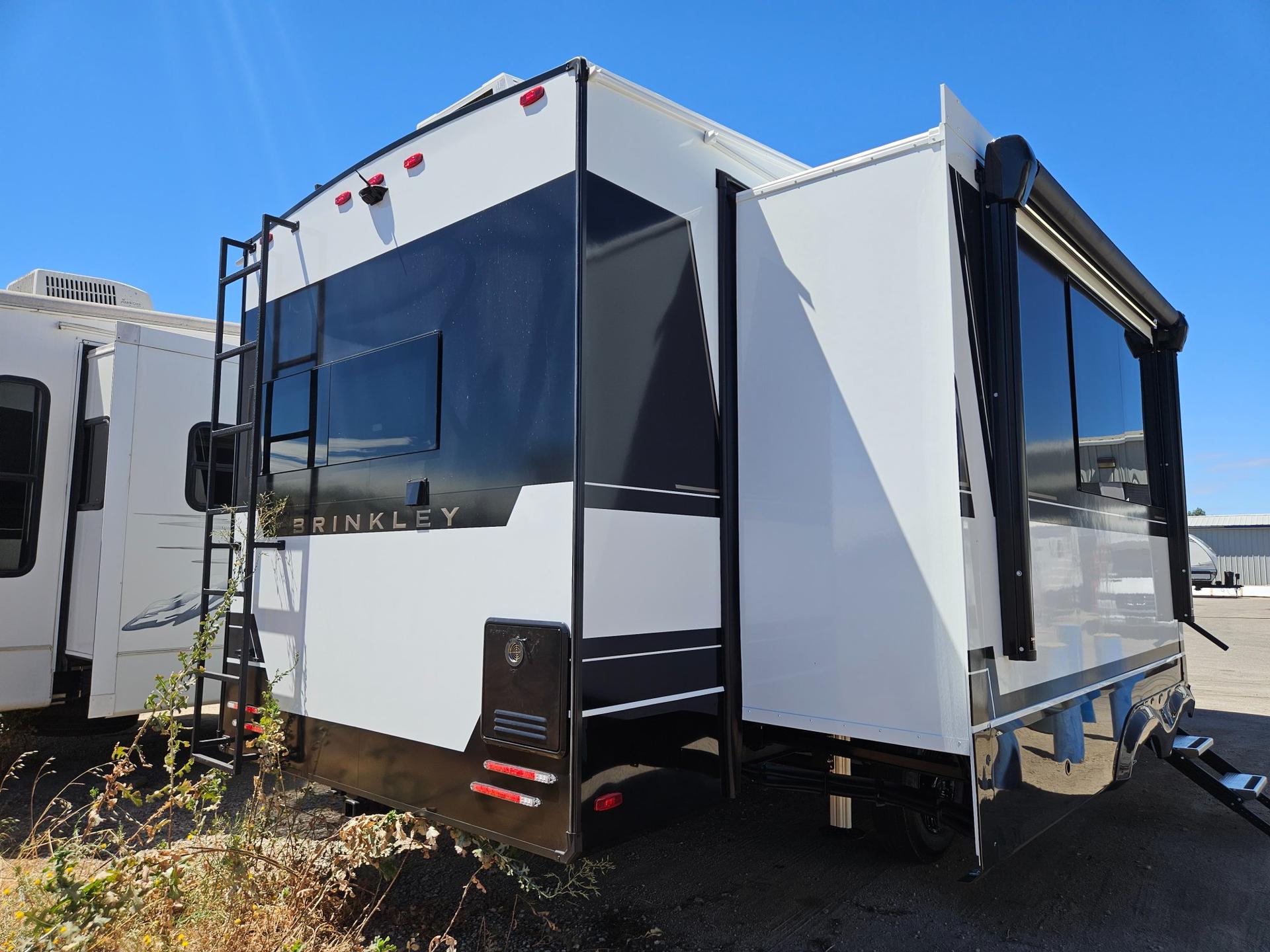 2027 Brinkley RV 2027 Brinkley RV Model Z - thumbnail 2