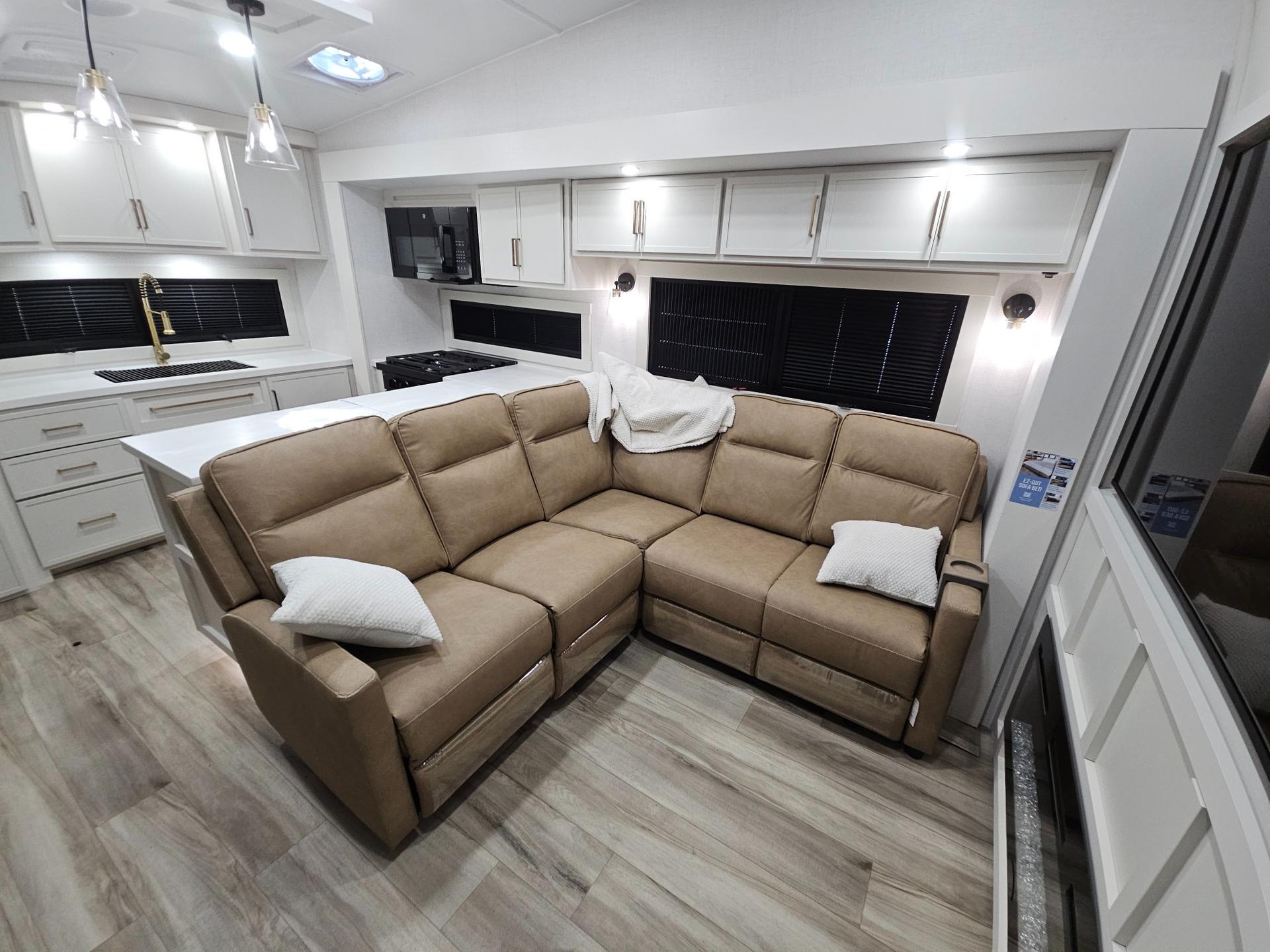 2027 Brinkley RV 2027 Brinkley RV Model Z - thumbnail 20
