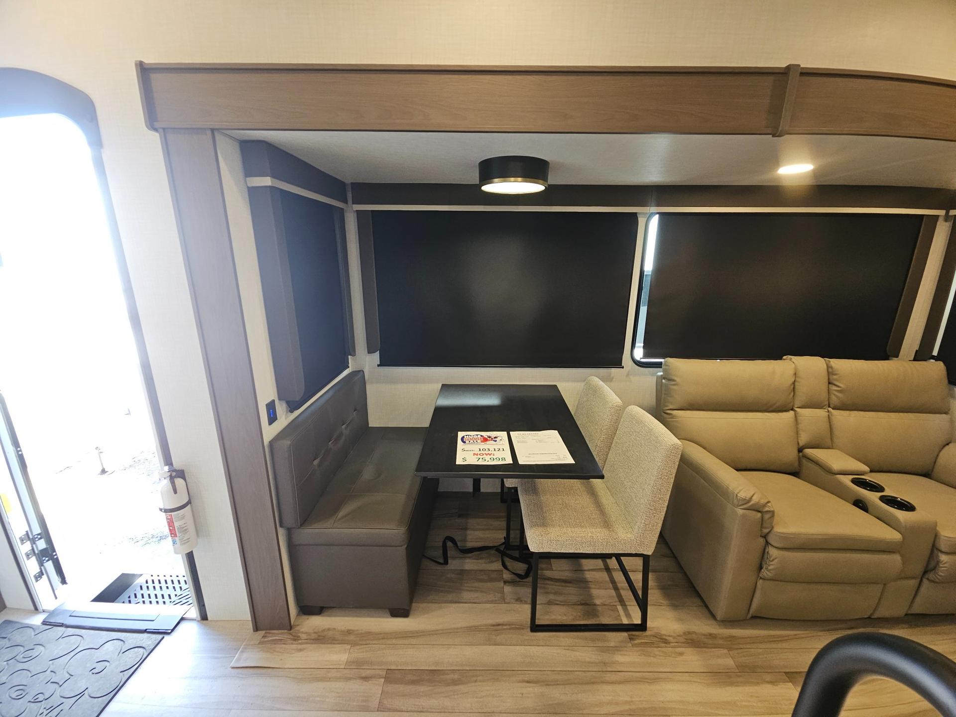 2027 Keystone RV 2027 Keystone RV Cougar - thumbnail 7