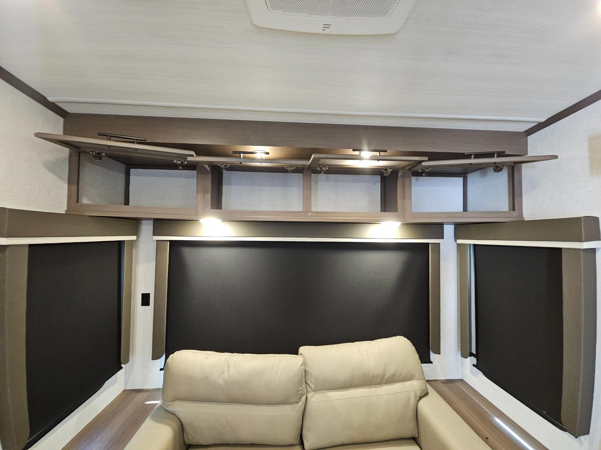 2027 Keystone RV 2027 Keystone RV Cougar - thumbnail 12
