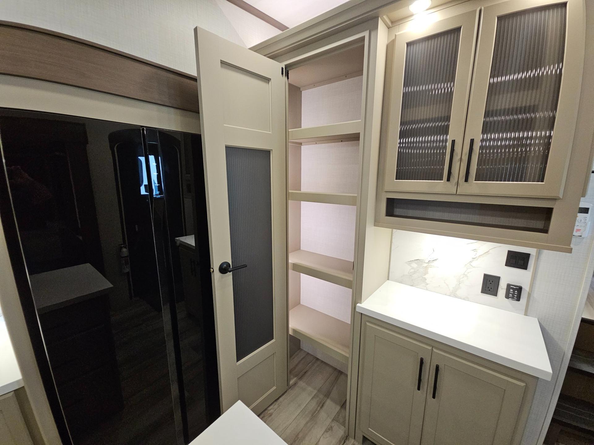 2027 Keystone RV 2027 Keystone RV Cougar - thumbnail 26