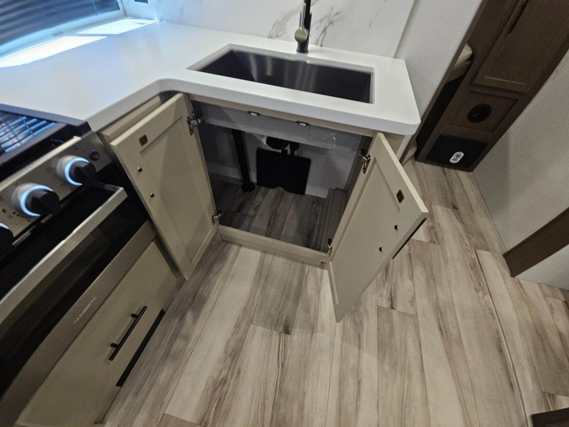 2027 Keystone RV 2027 Keystone RV Cougar Sport - thumbnail 22