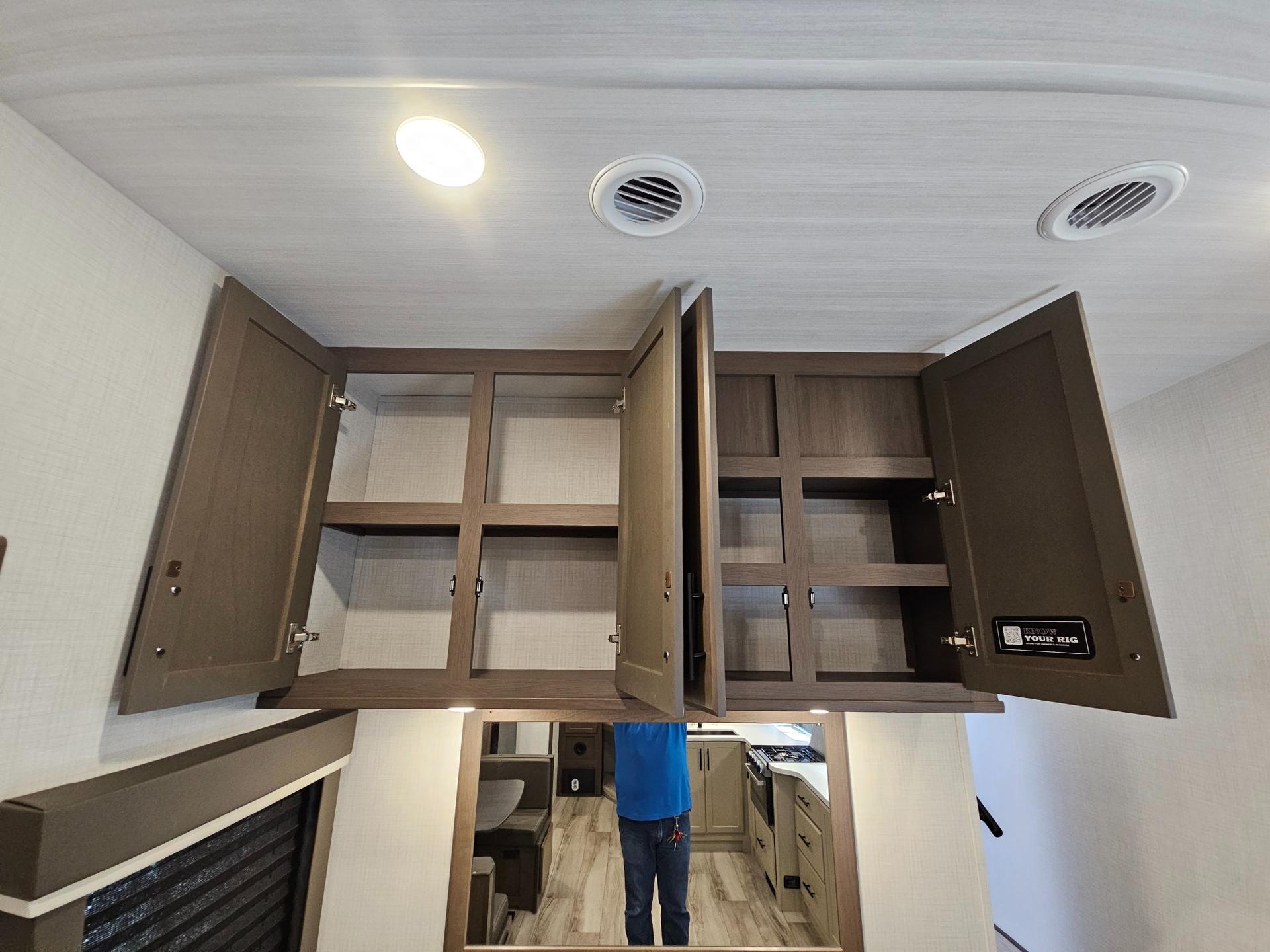 2027 Keystone RV 2027 Keystone RV Cougar Sport - thumbnail 31