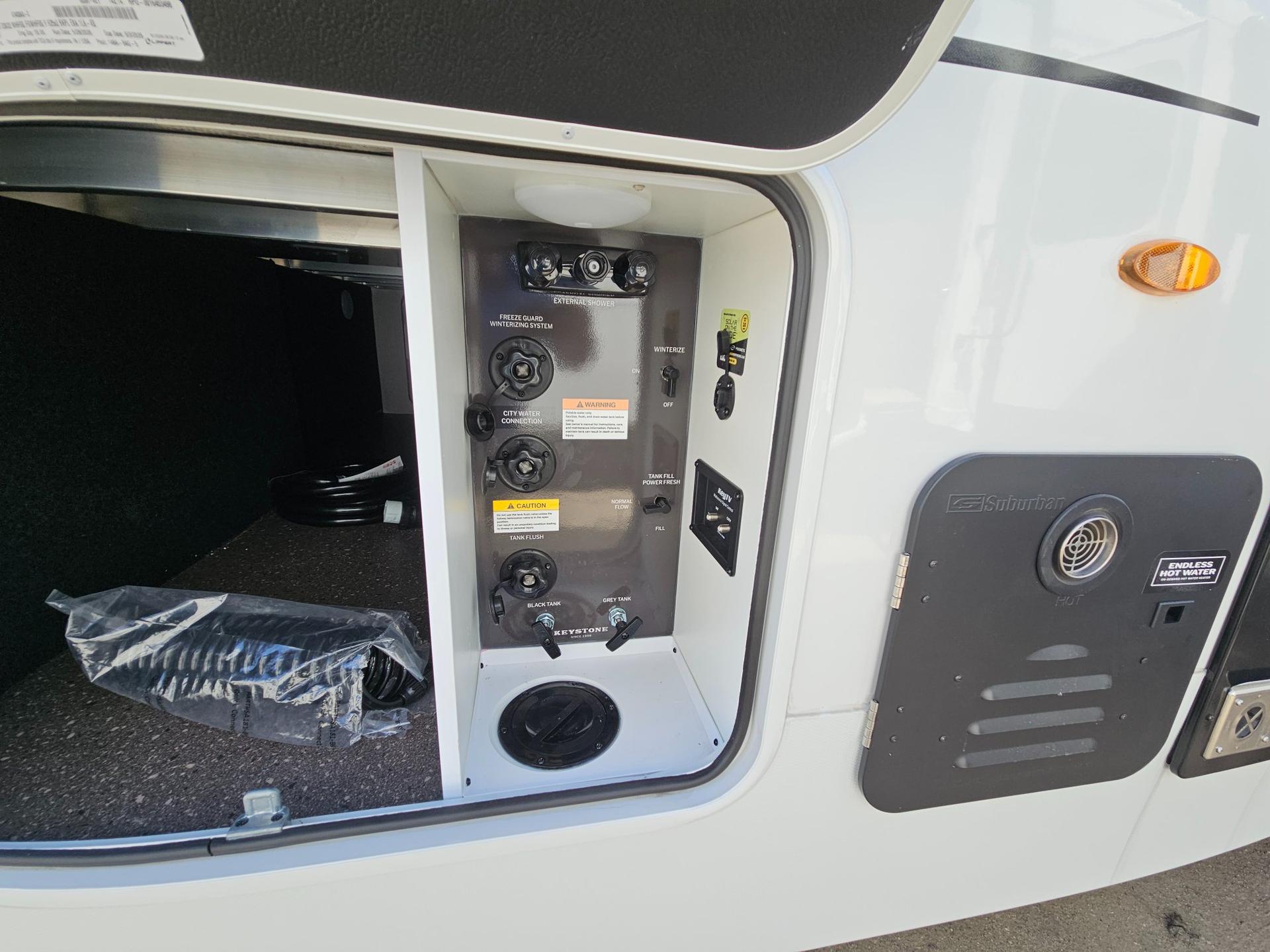 2027 Keystone RV 2027 Keystone RV Cougar Sport - thumbnail 59