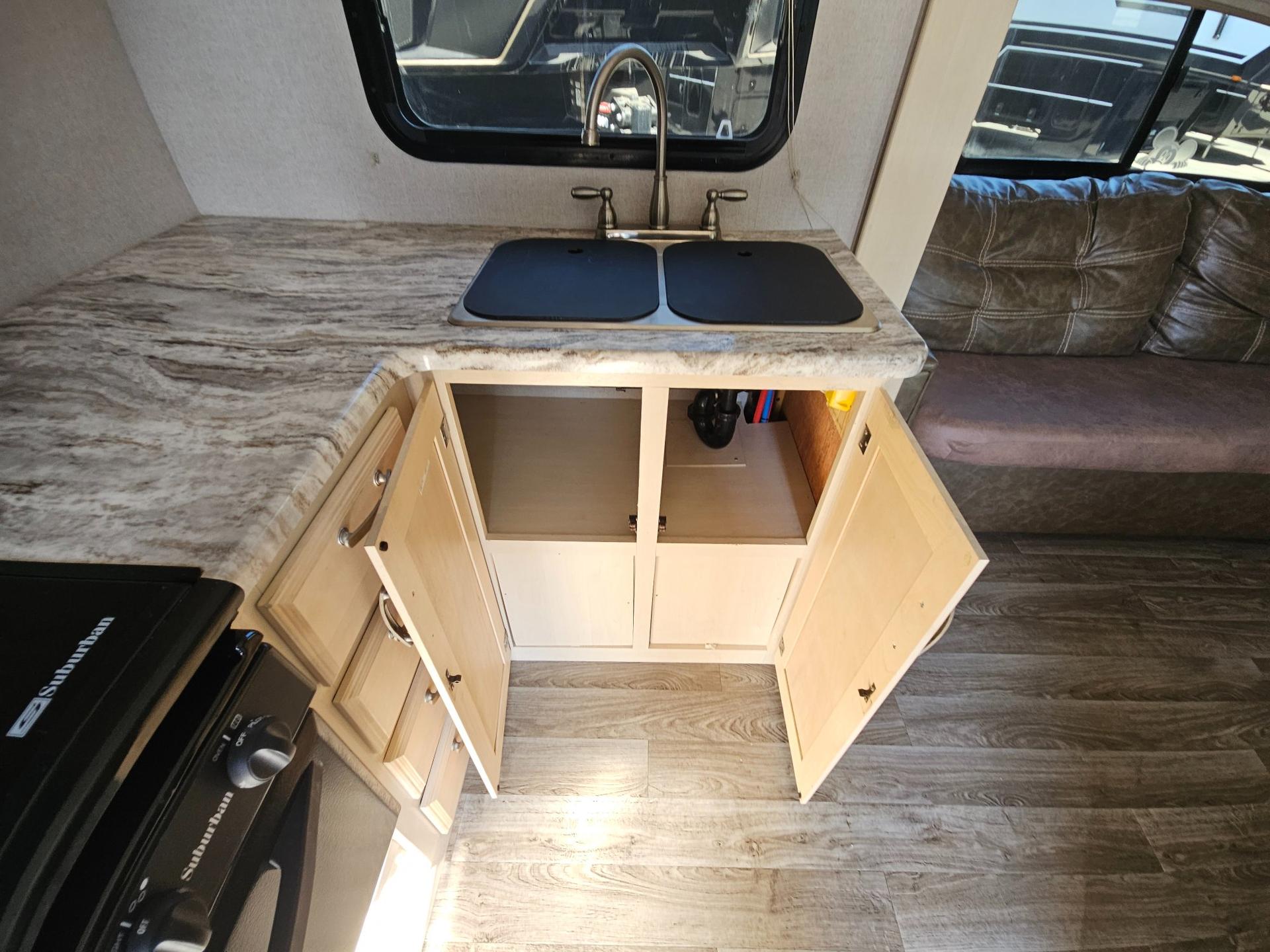 2019 Winnebago 2019 Winnebago Minnie - thumbnail 17