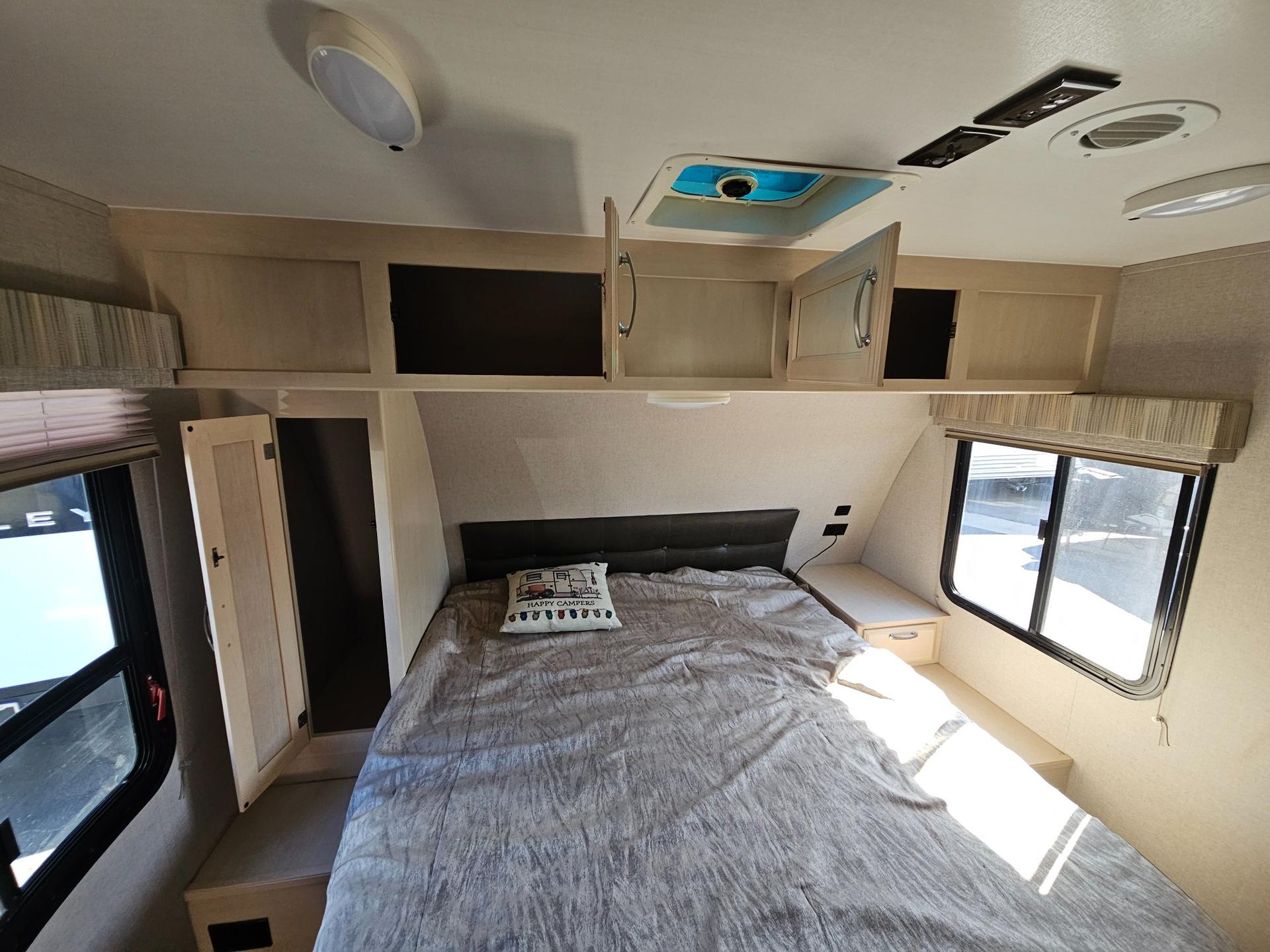 2019 Winnebago 2019 Winnebago Minnie - thumbnail 33
