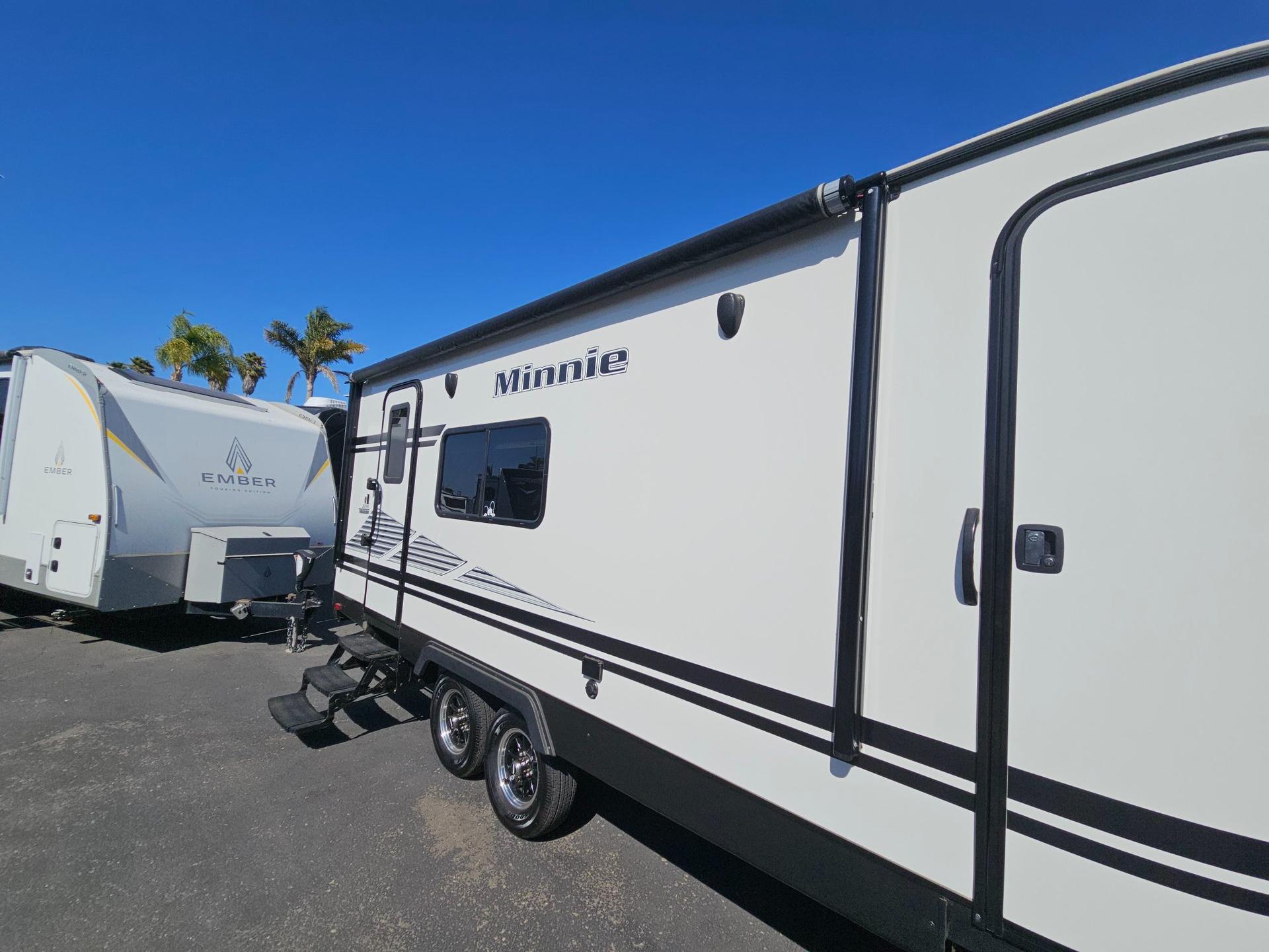 2019 Winnebago 2019 Winnebago Minnie - thumbnail 39