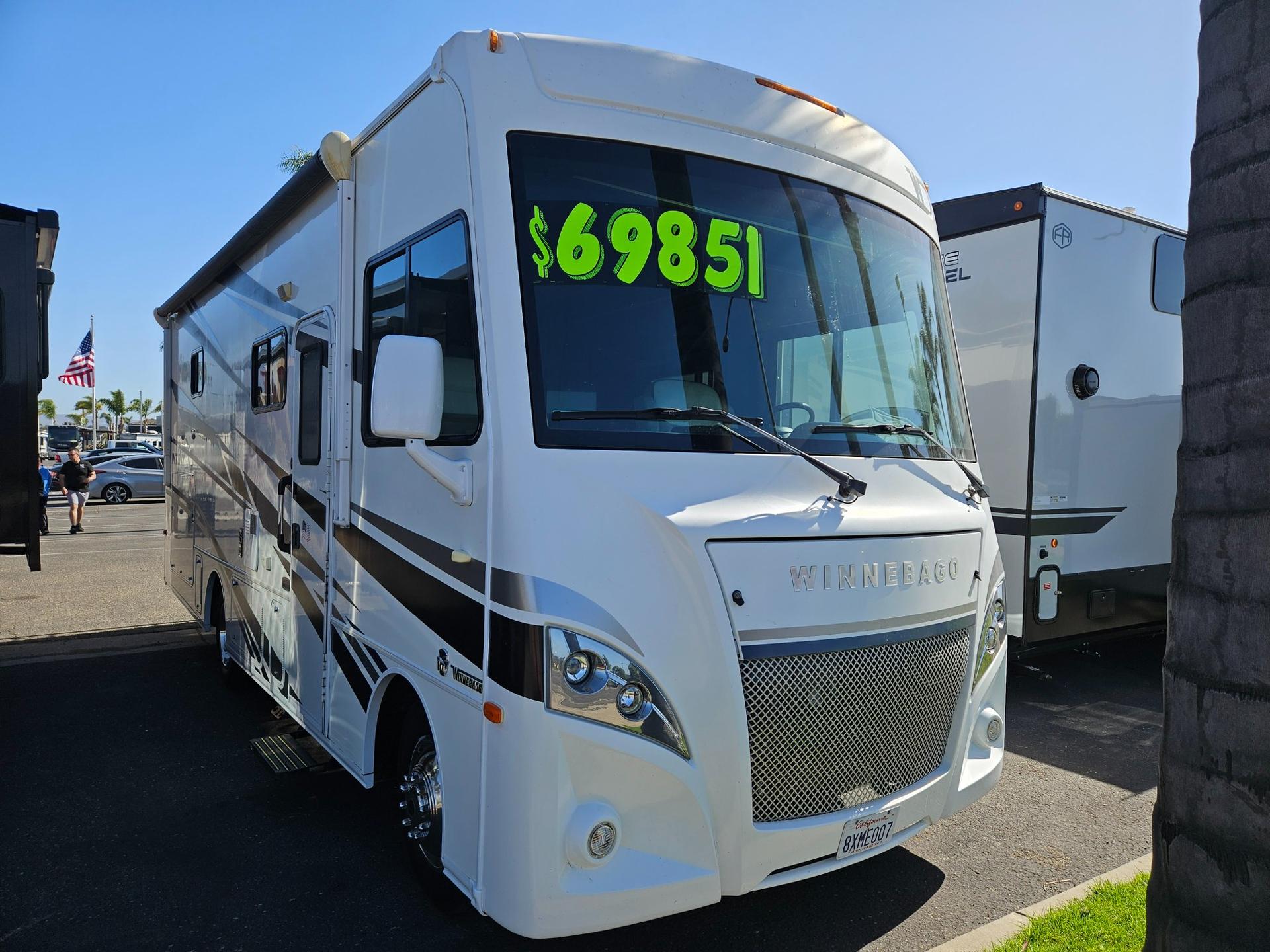 2020 Winnebago Intent 26M
