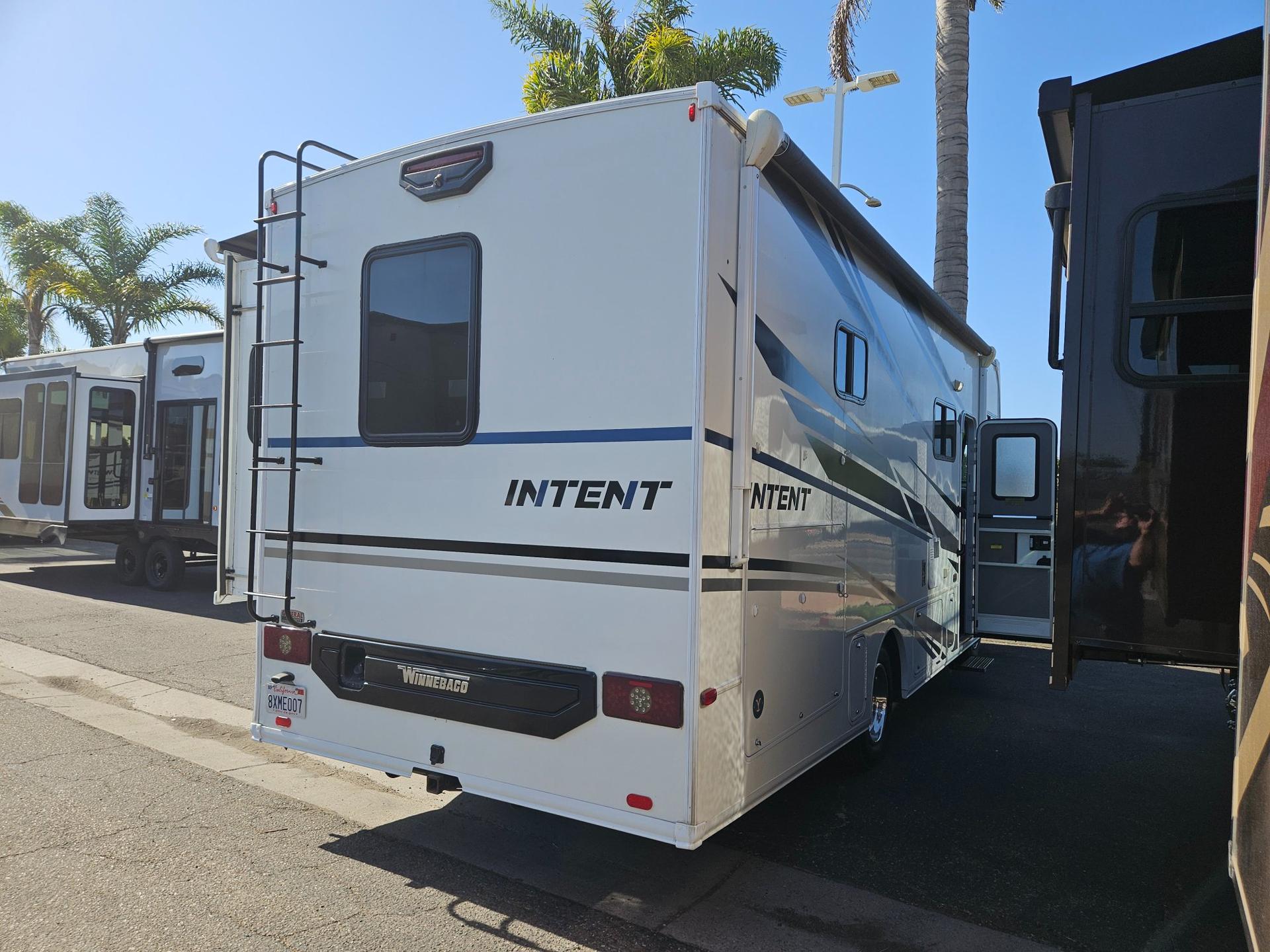 2020 Winnebago 2020 Winnebago Intent - thumbnail 3