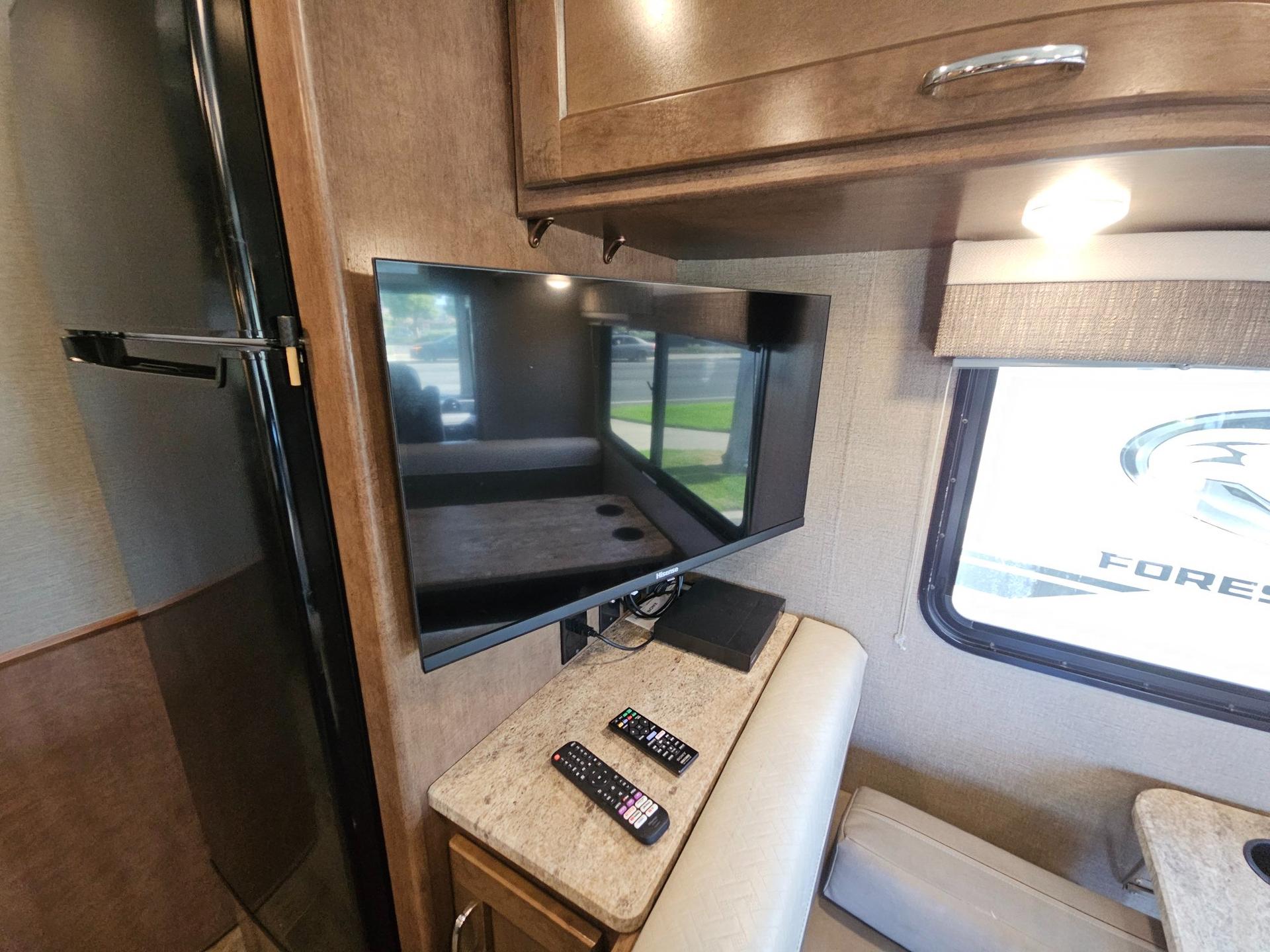 2020 Winnebago 2020 Winnebago Intent - thumbnail 11