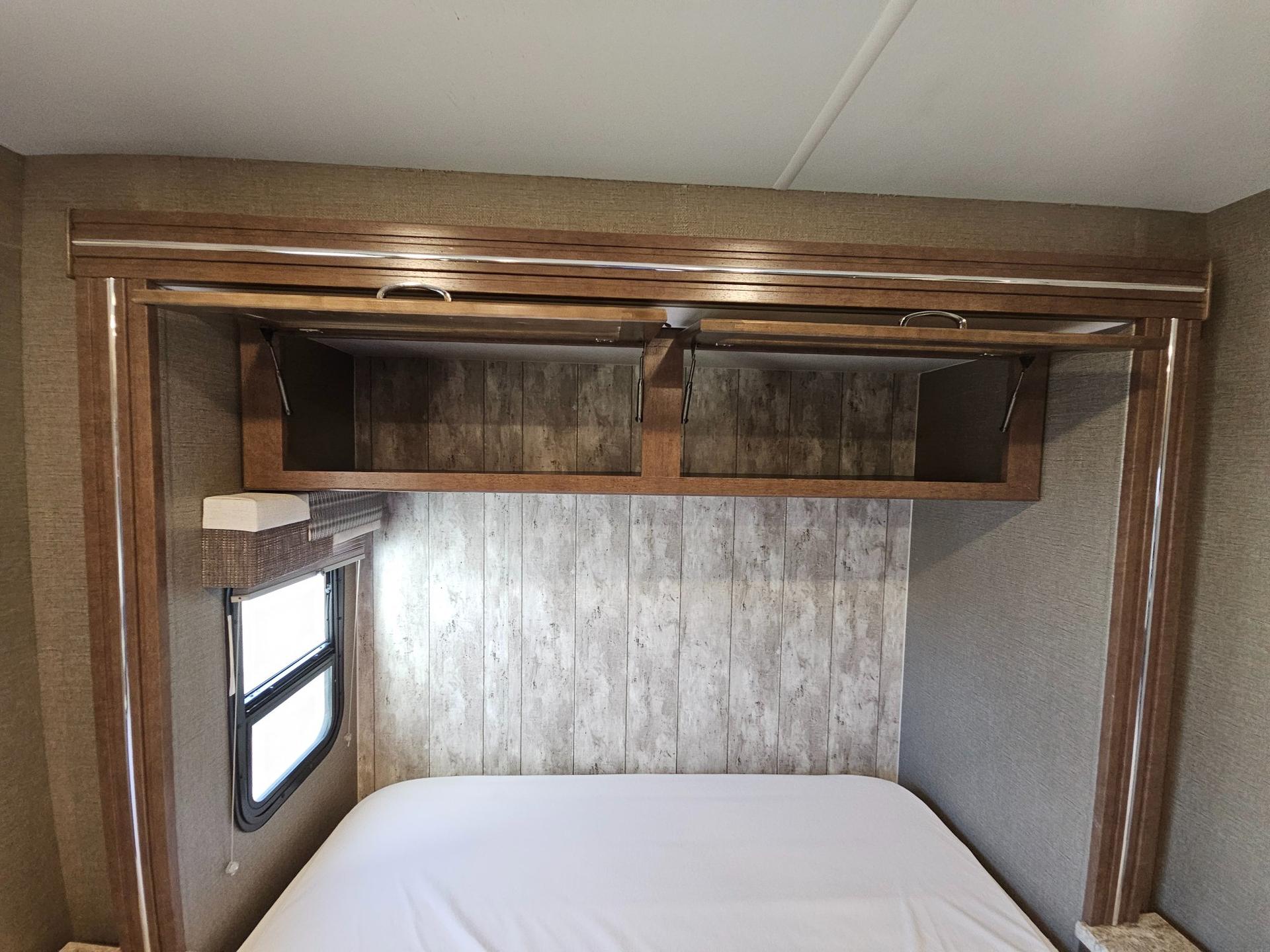2020 Winnebago 2020 Winnebago Intent - thumbnail 26