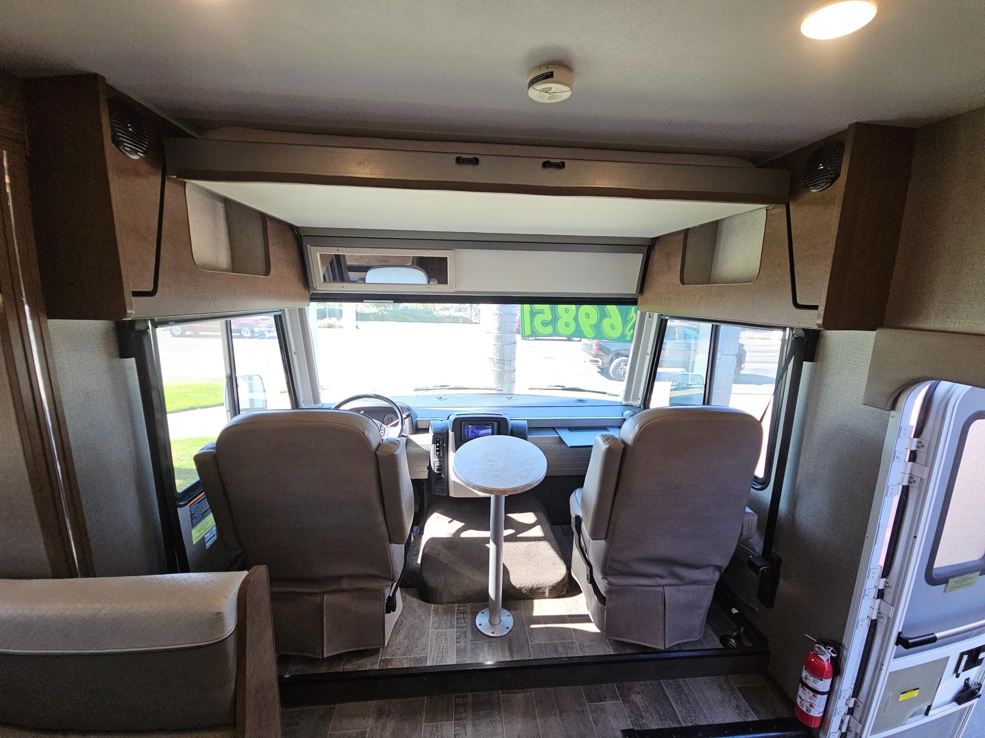 2020 Winnebago 2020 Winnebago Intent - thumbnail 32