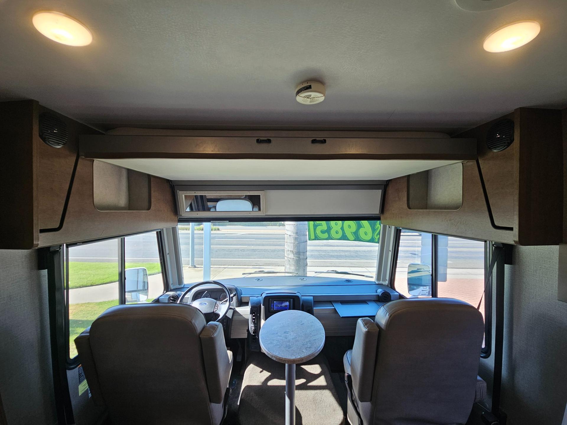 2020 Winnebago 2020 Winnebago Intent - thumbnail 33
