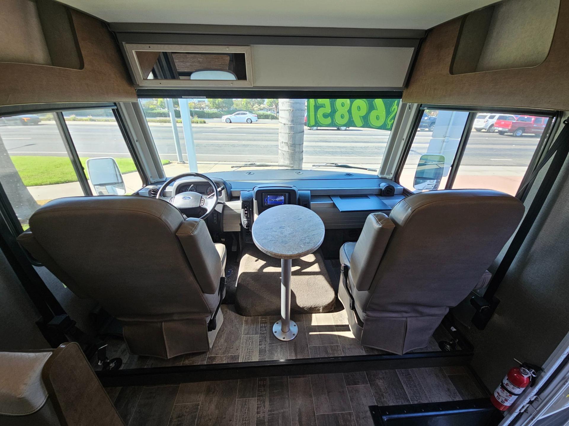 2020 Winnebago 2020 Winnebago Intent - thumbnail 34
