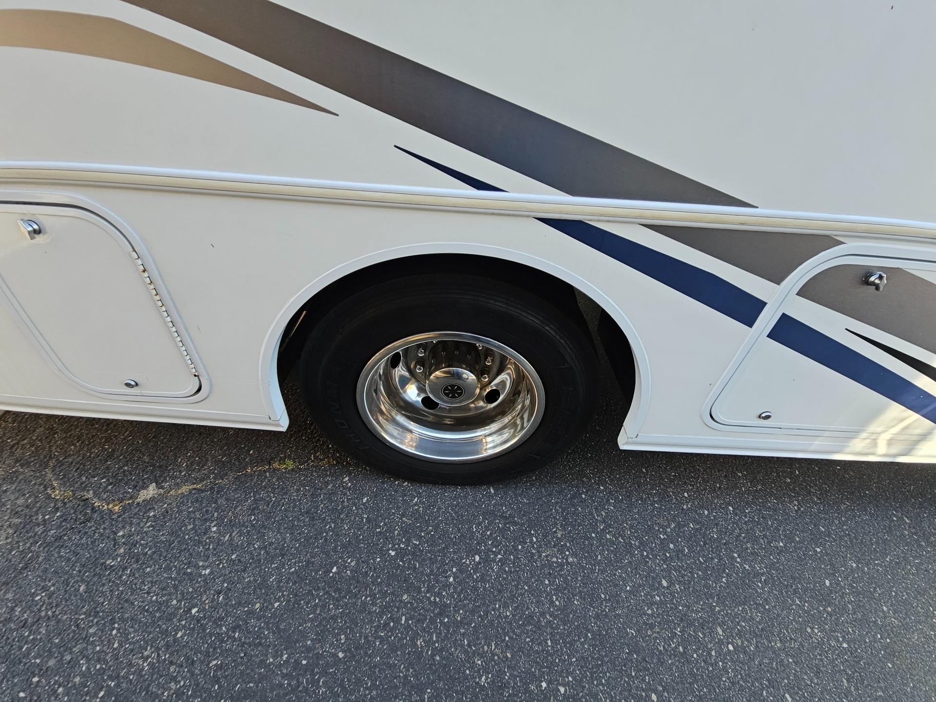 2020 Winnebago 2020 Winnebago Intent - thumbnail 43