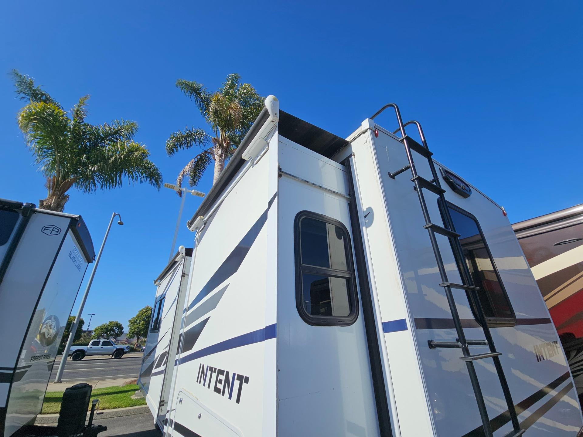 2020 Winnebago 2020 Winnebago Intent - thumbnail 46