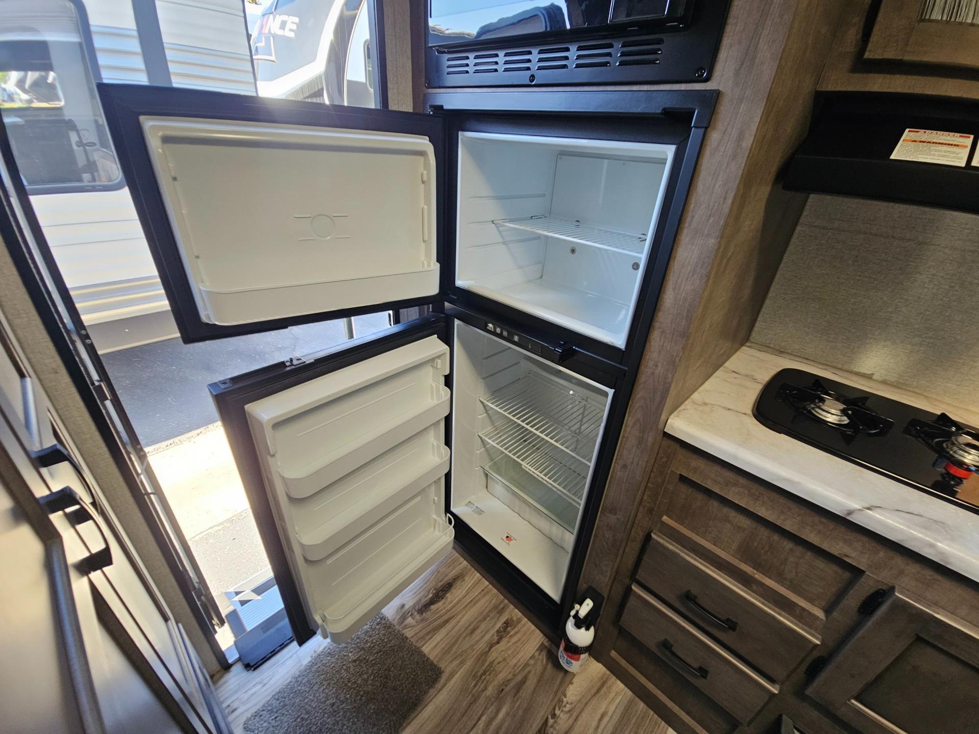 2022 Venture RV 2022 Venture RV Sonic Lite - thumbnail 9