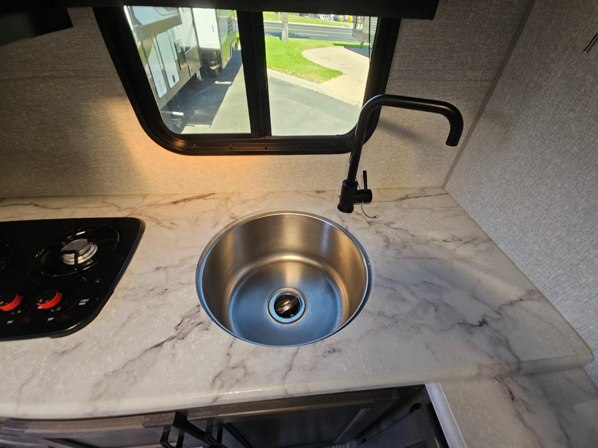 2022 Venture RV 2022 Venture RV Sonic Lite - thumbnail 13