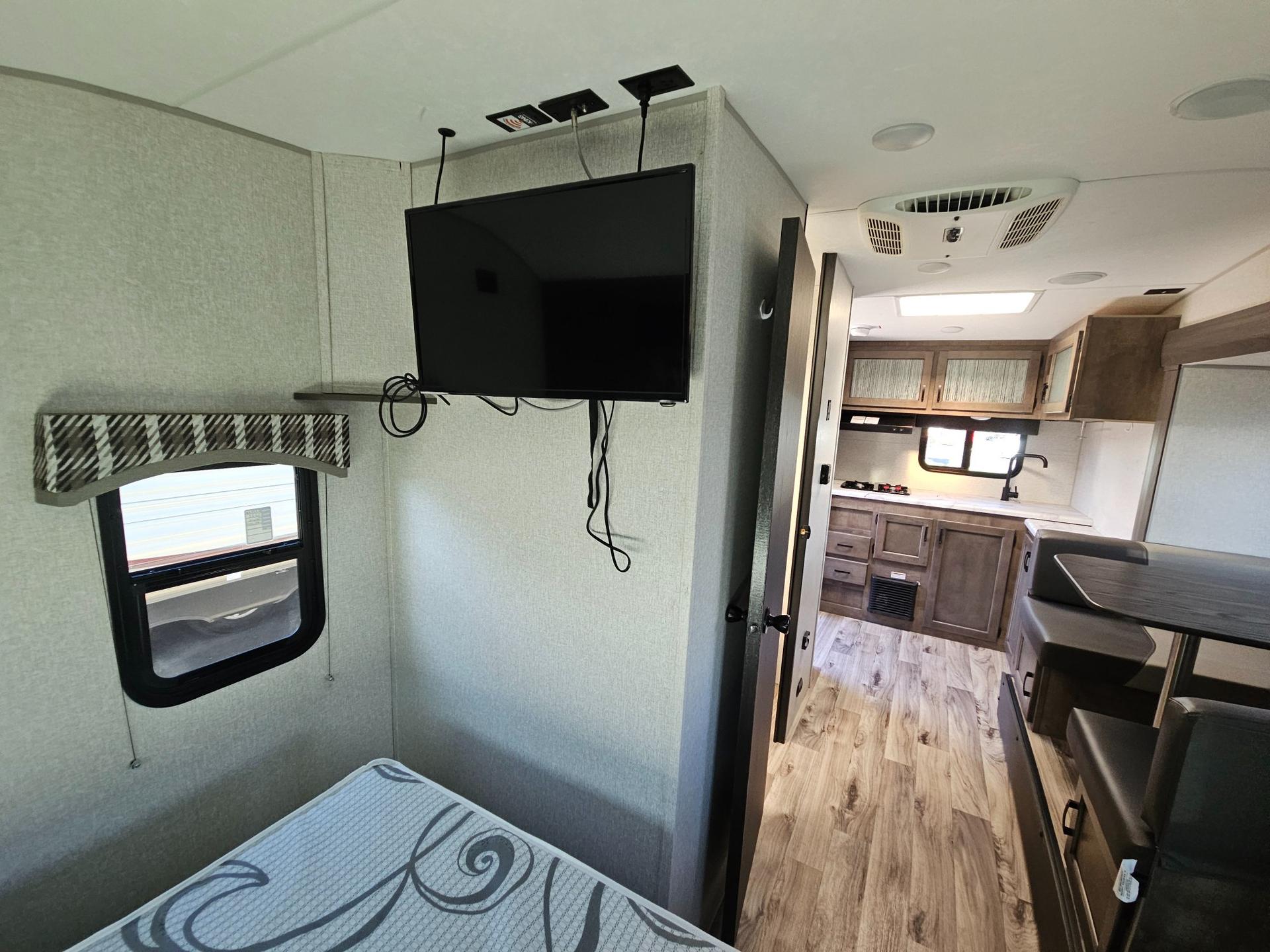 2022 Venture RV 2022 Venture RV Sonic Lite - thumbnail 24