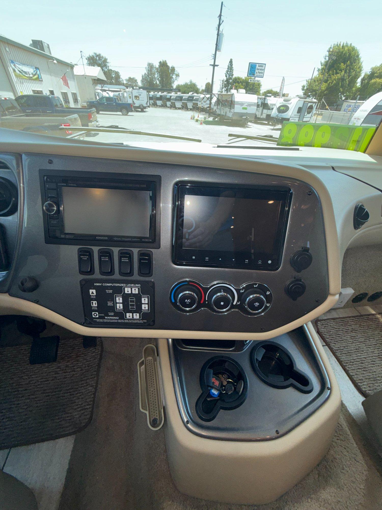 2018 Tiffin Motor Coach 2018 Tiffin Motor Coach Allegro Open Road - thumbnail 9