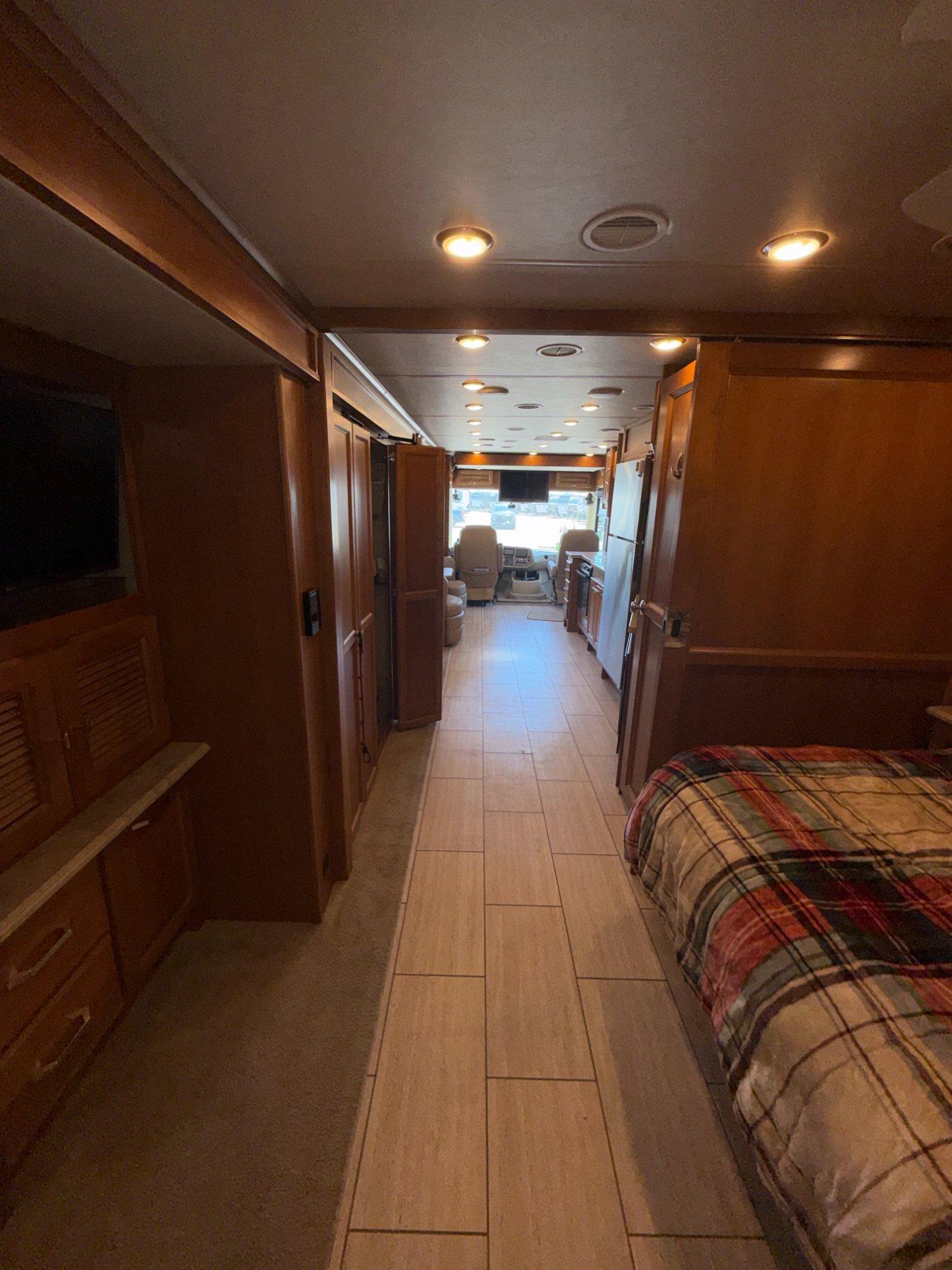 2018 Tiffin Motor Coach 2018 Tiffin Motor Coach Allegro Open Road - thumbnail 10