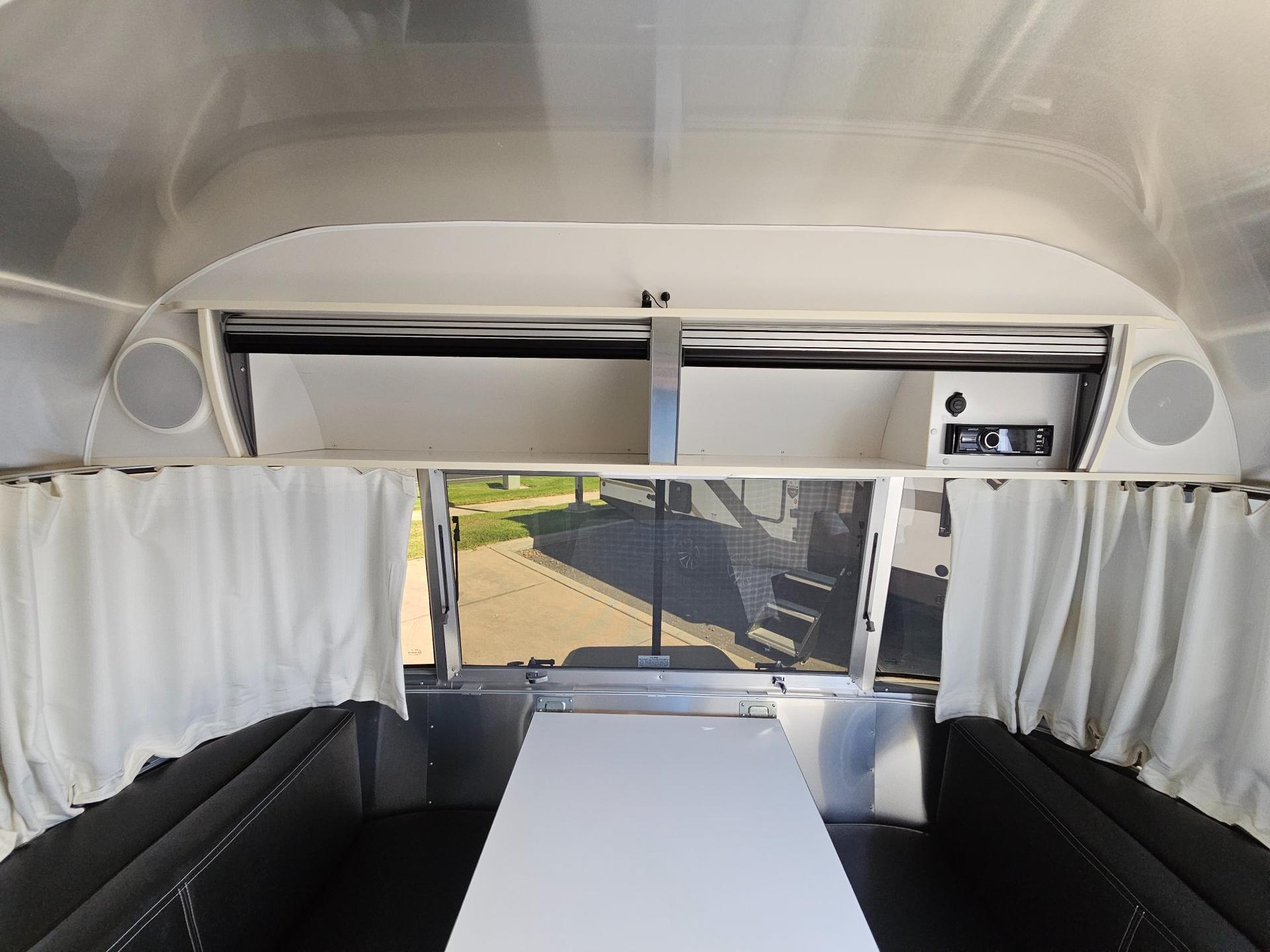 2020 Airstream 2020 Airstream Flying Cloud - thumbnail 41