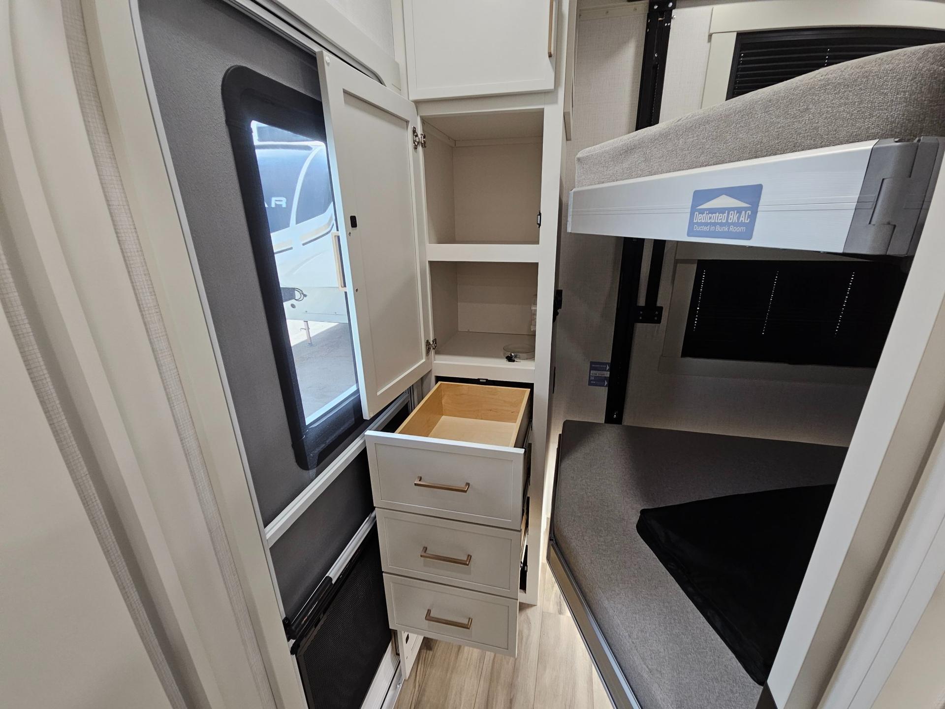 2027 Brinkley RV 2027 Brinkley RV Model Z - thumbnail 14