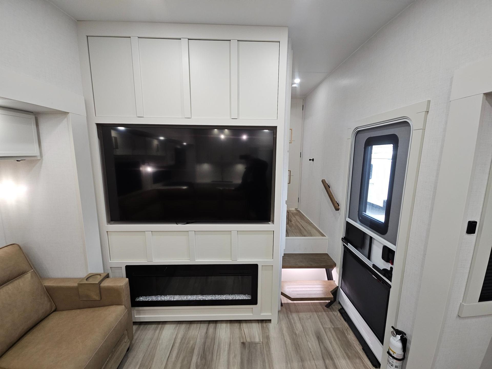 2027 Brinkley RV 2027 Brinkley RV Model Z - thumbnail 28
