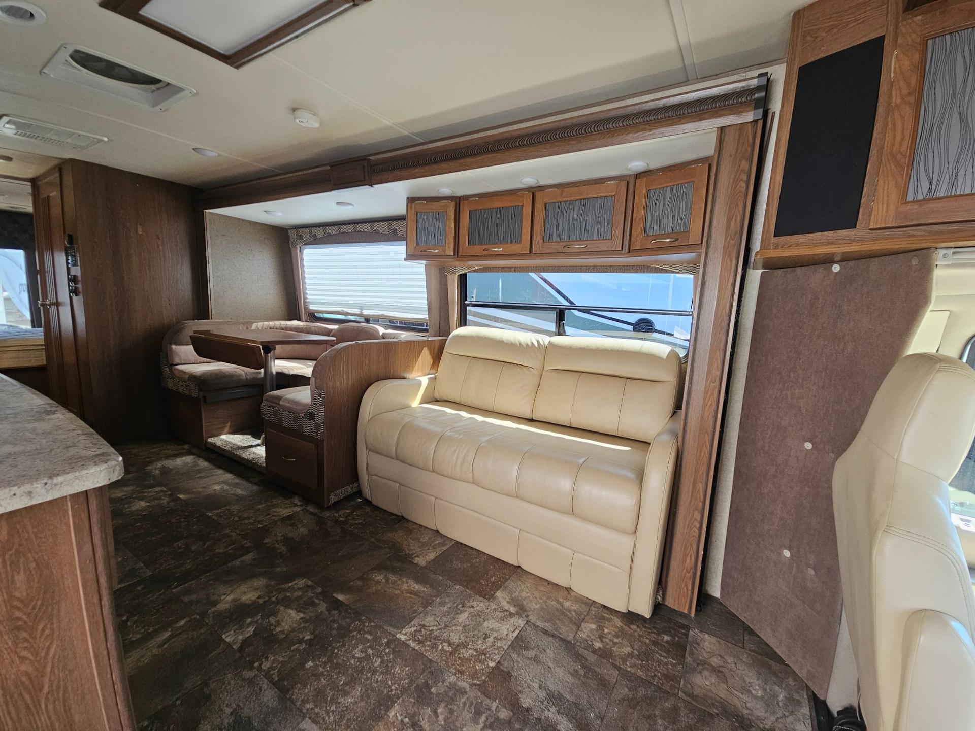 2017 Coachmen 2017 Coachmen Concord - thumbnail 6