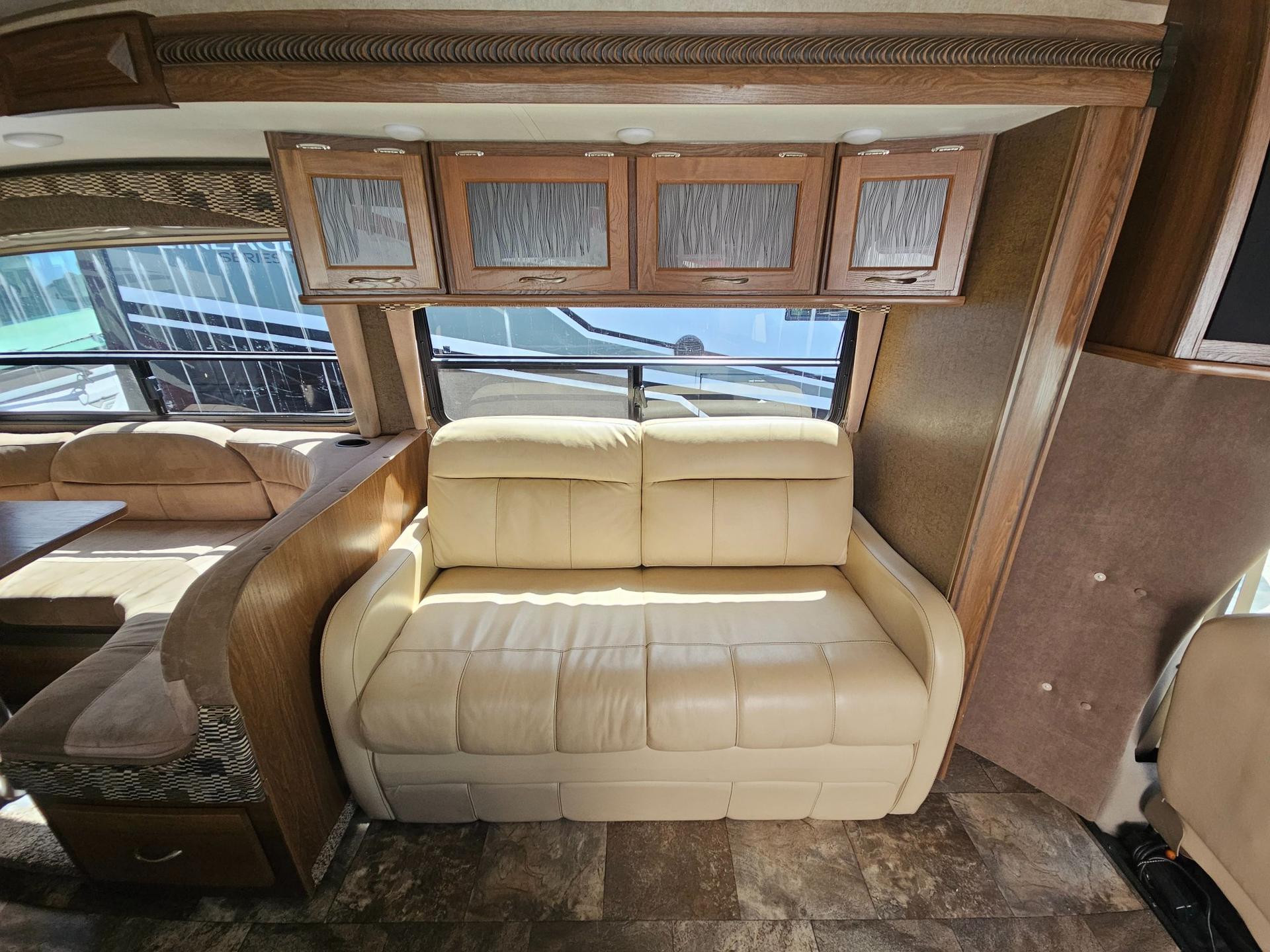 2017 Coachmen 2017 Coachmen Concord - thumbnail 8
