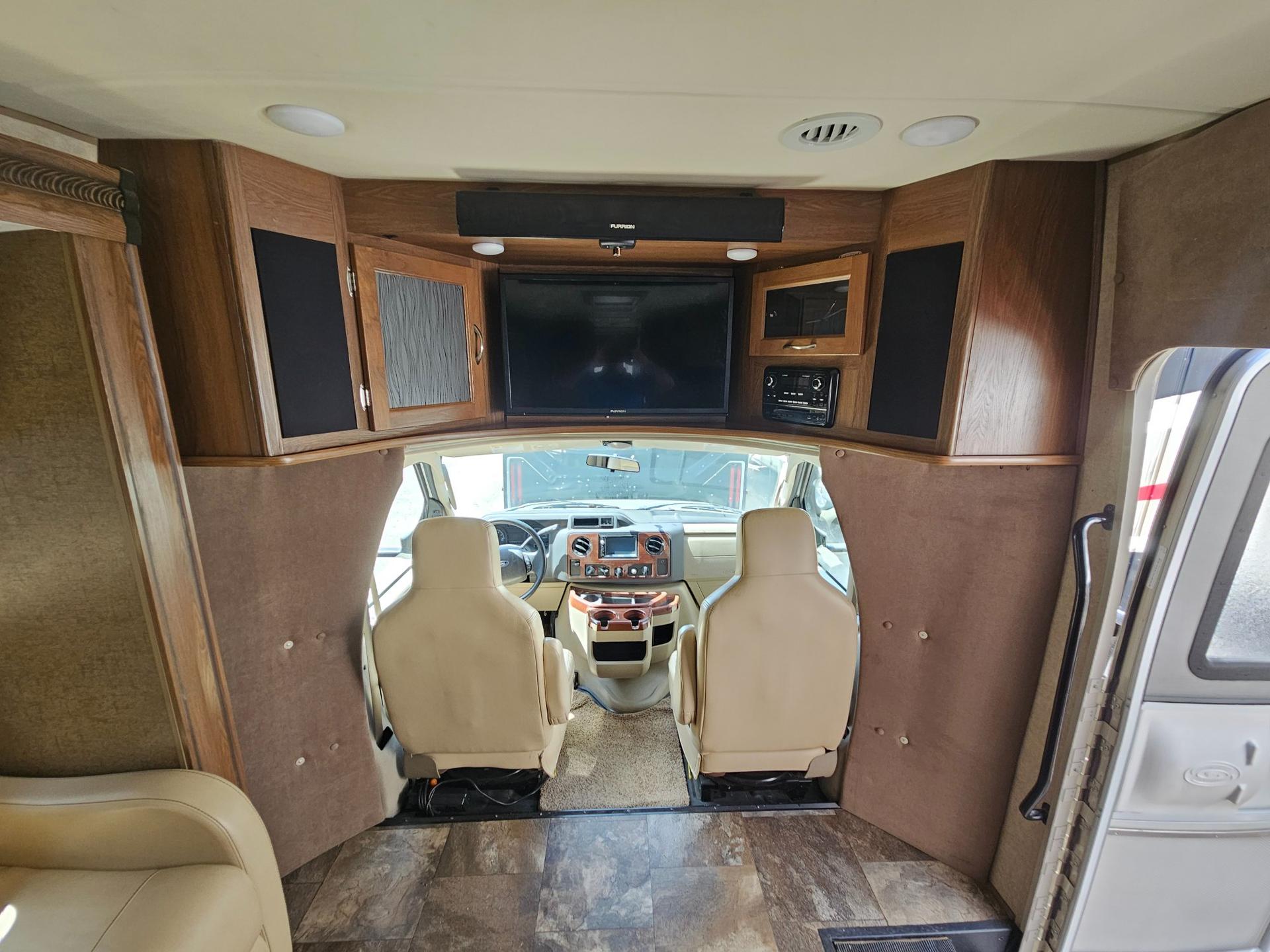 2017 Coachmen 2017 Coachmen Concord - thumbnail 14