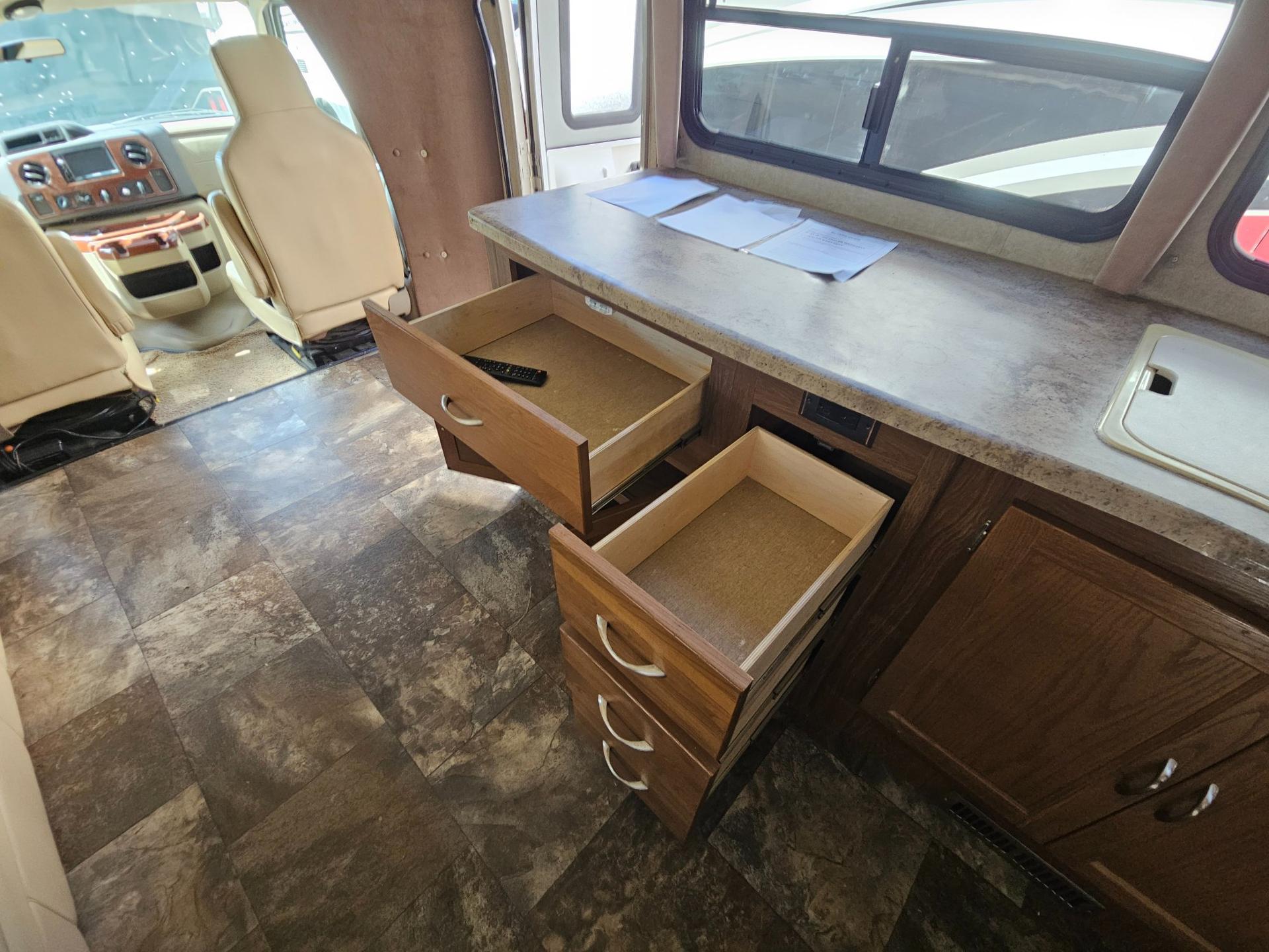 2017 Coachmen 2017 Coachmen Concord - thumbnail 20