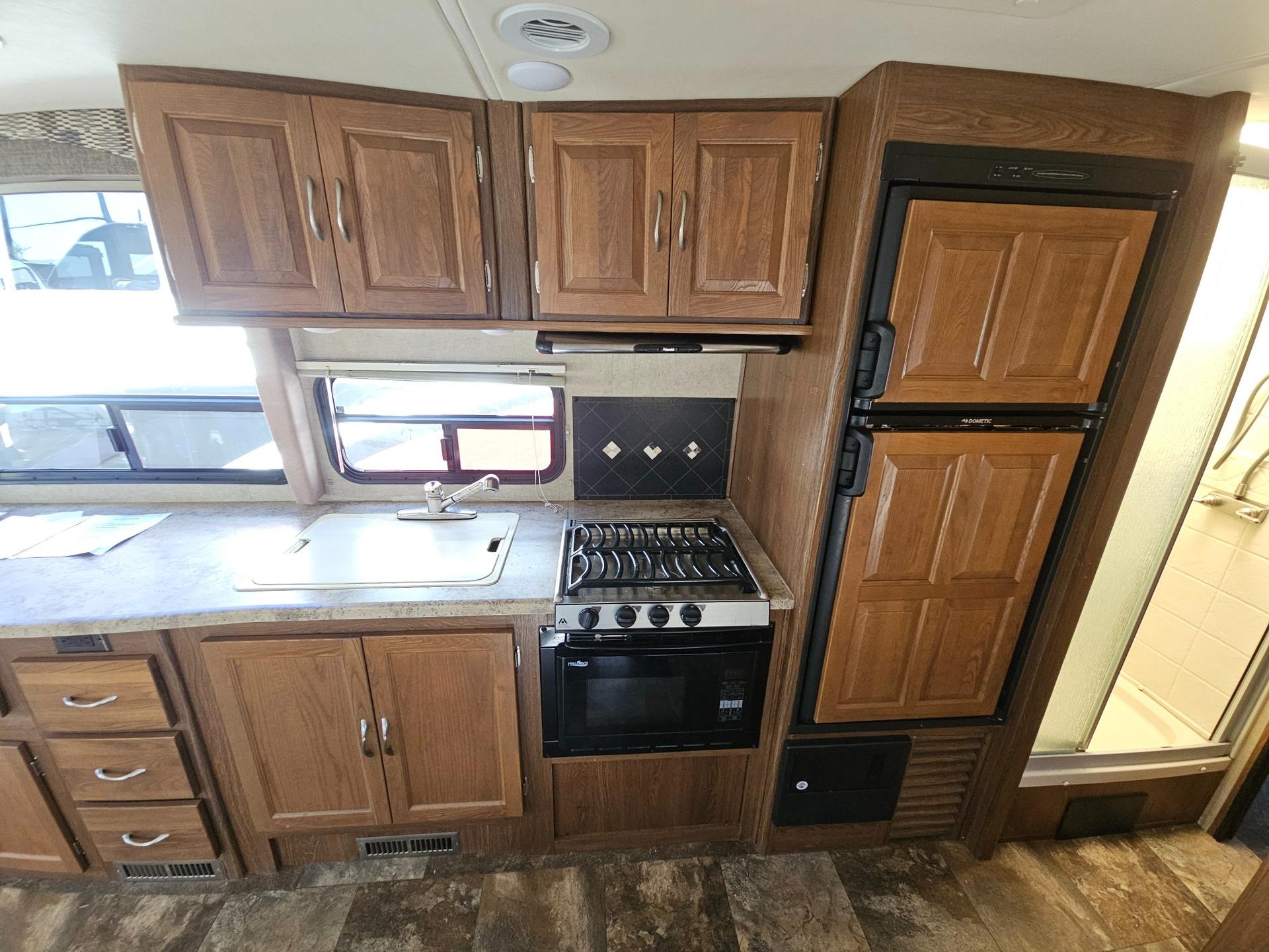 2017 Coachmen 2017 Coachmen Concord - thumbnail 21