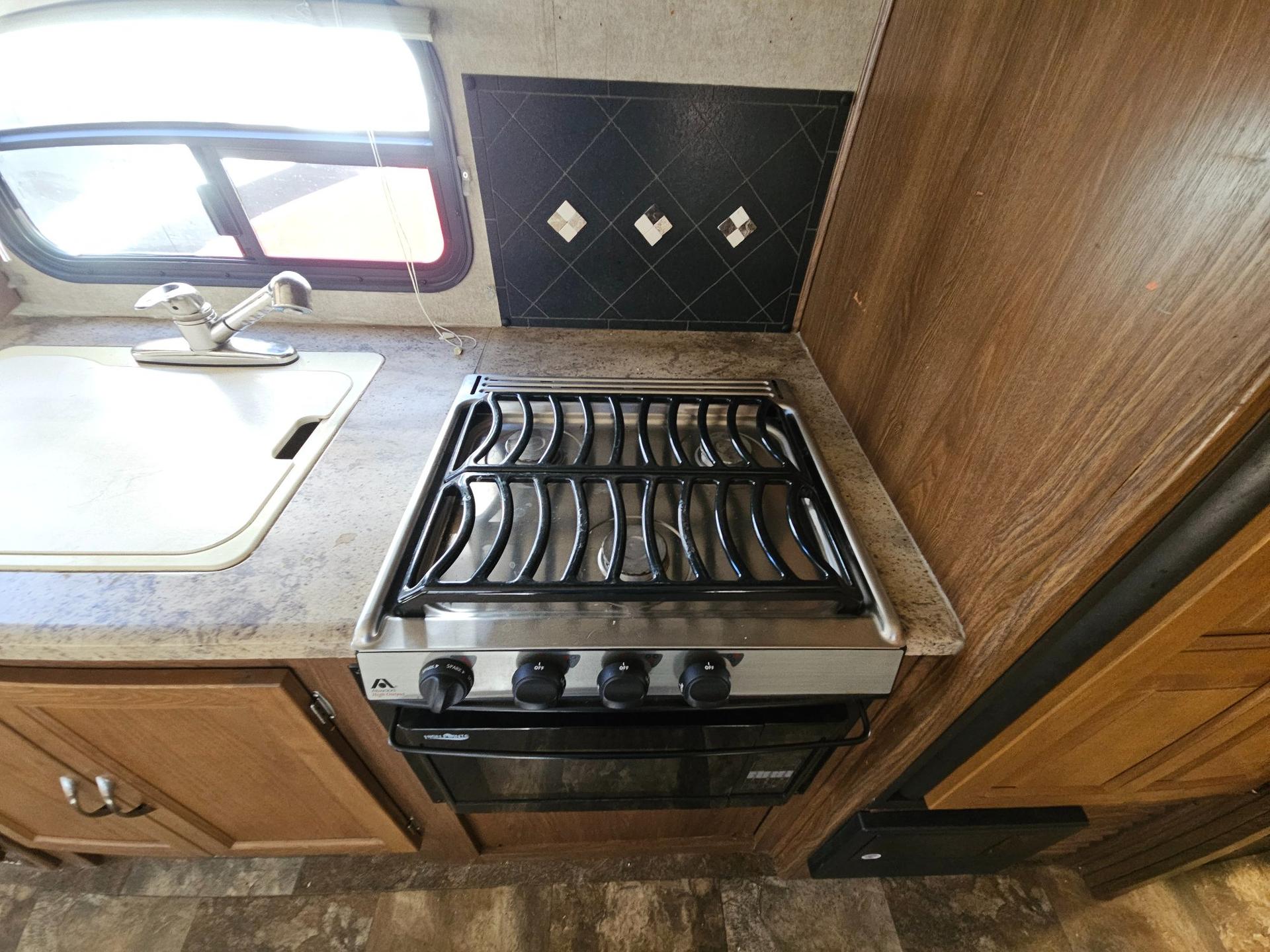2017 Coachmen 2017 Coachmen Concord - thumbnail 24