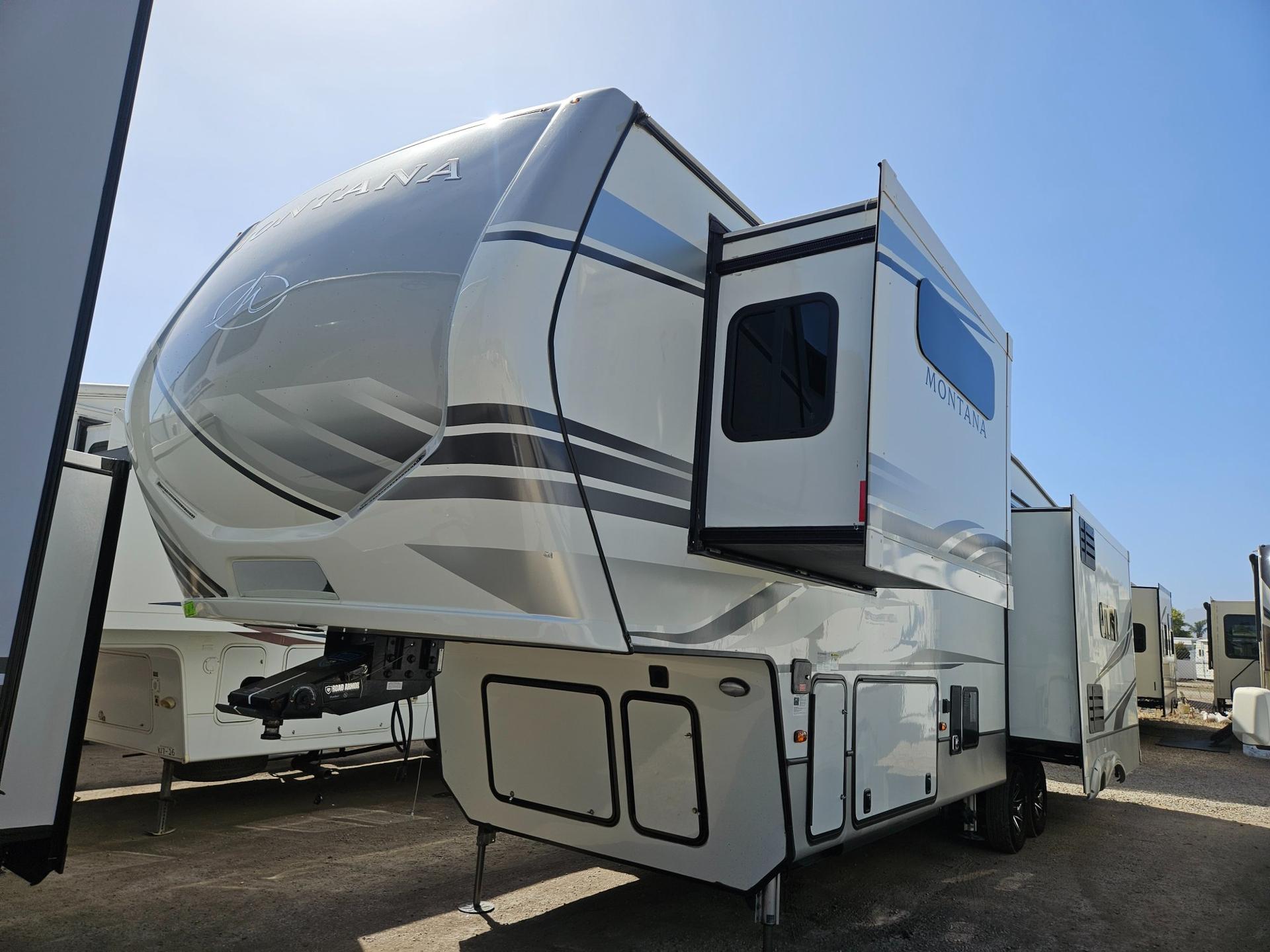 2022 Keystone Montana 3231CK