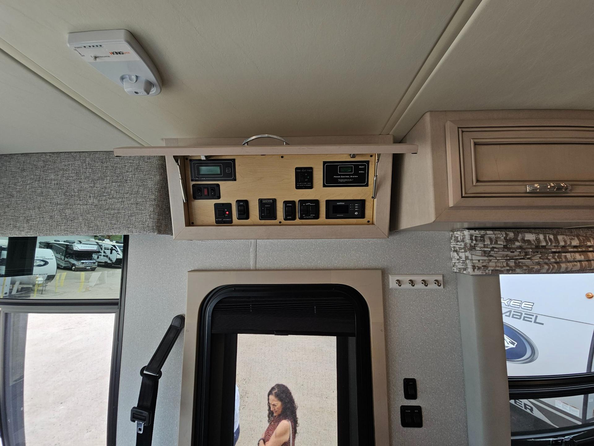 2021 Newmar 2021 Newmar Bay Star - thumbnail 48