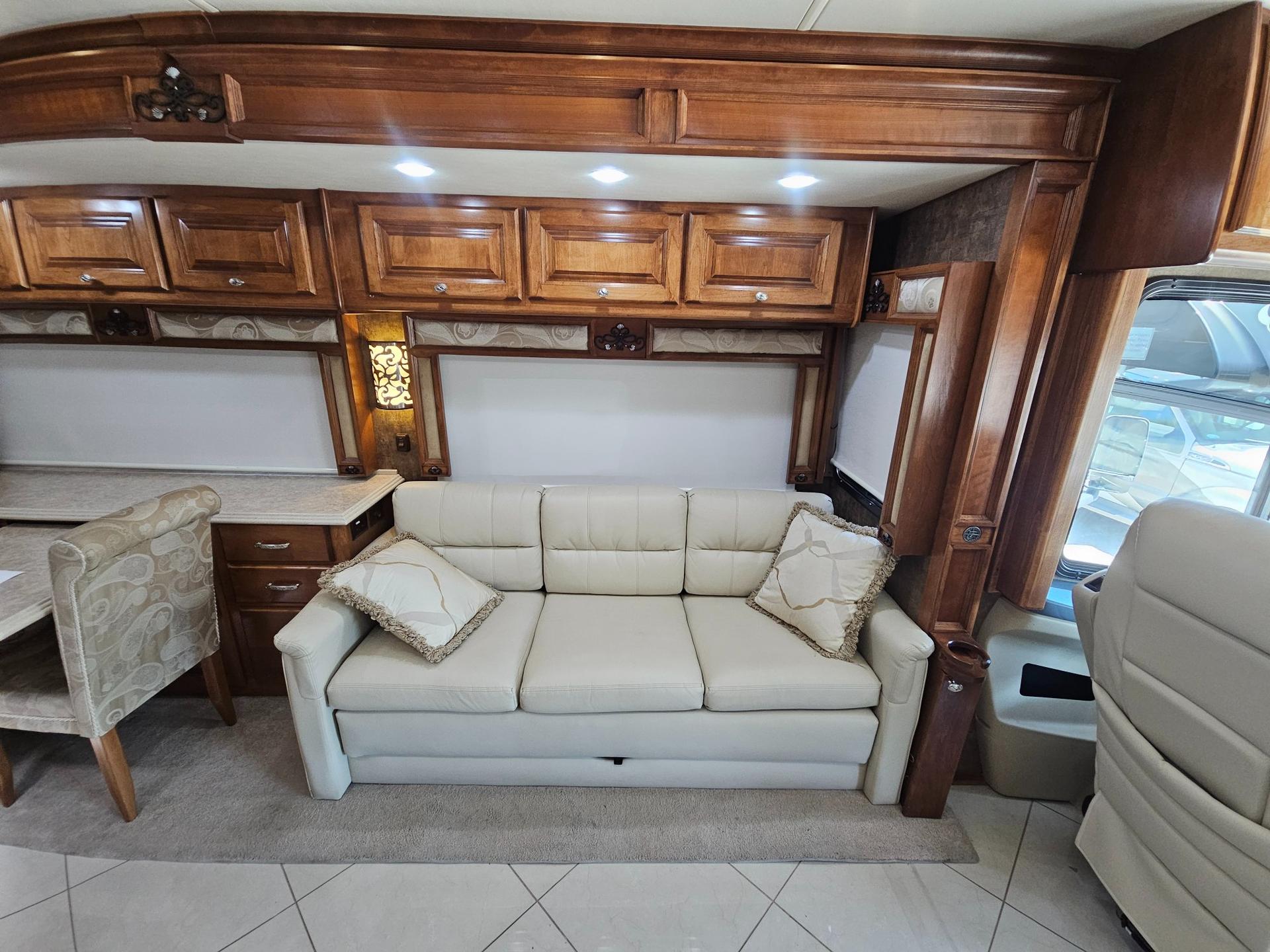 2013 Tiffin Motorhome 2013 Tiffin Motorhome Phaeton - thumbnail 8