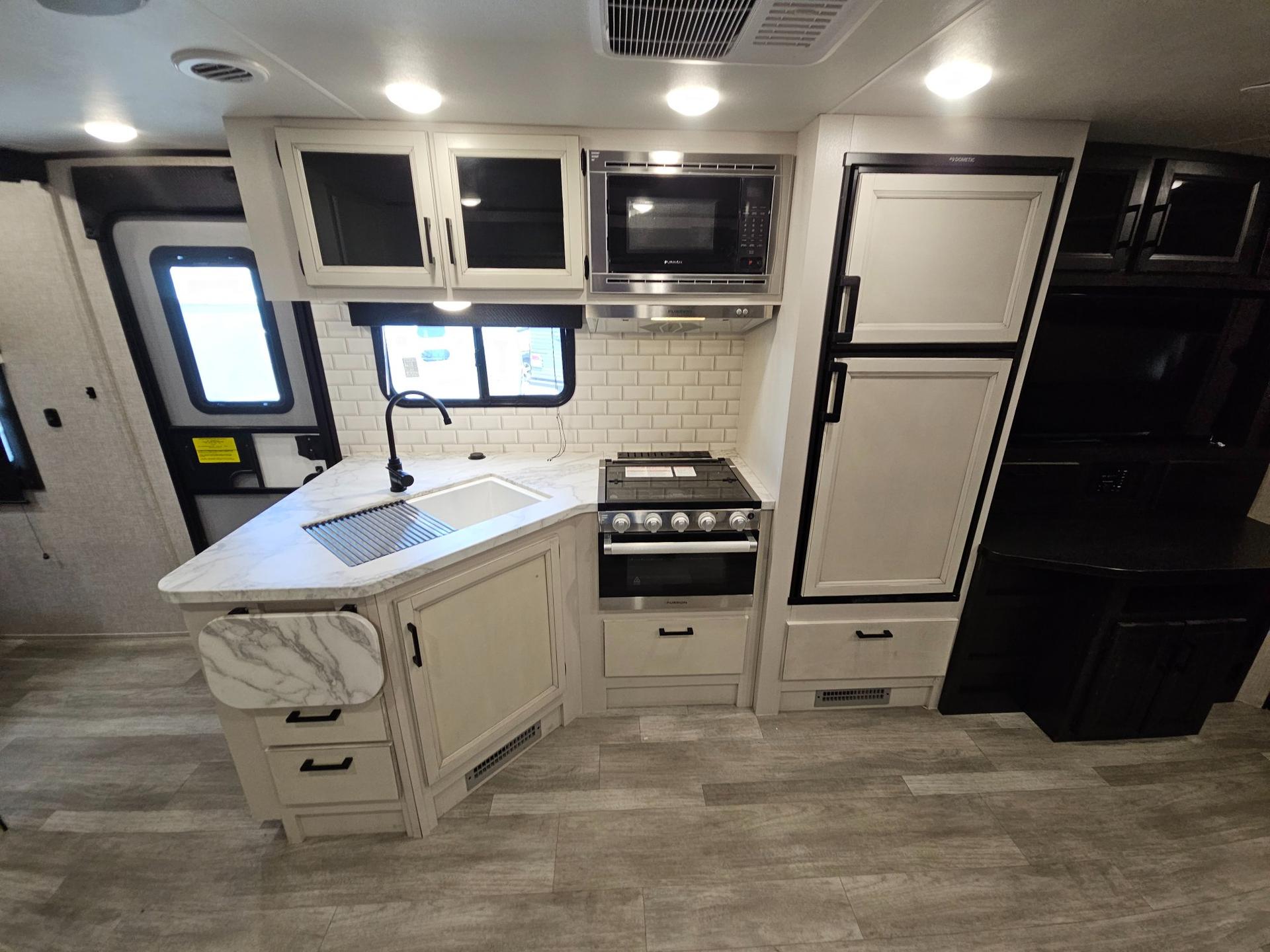 2023 Jayco 2023 Jayco Jay Feather - thumbnail 15
