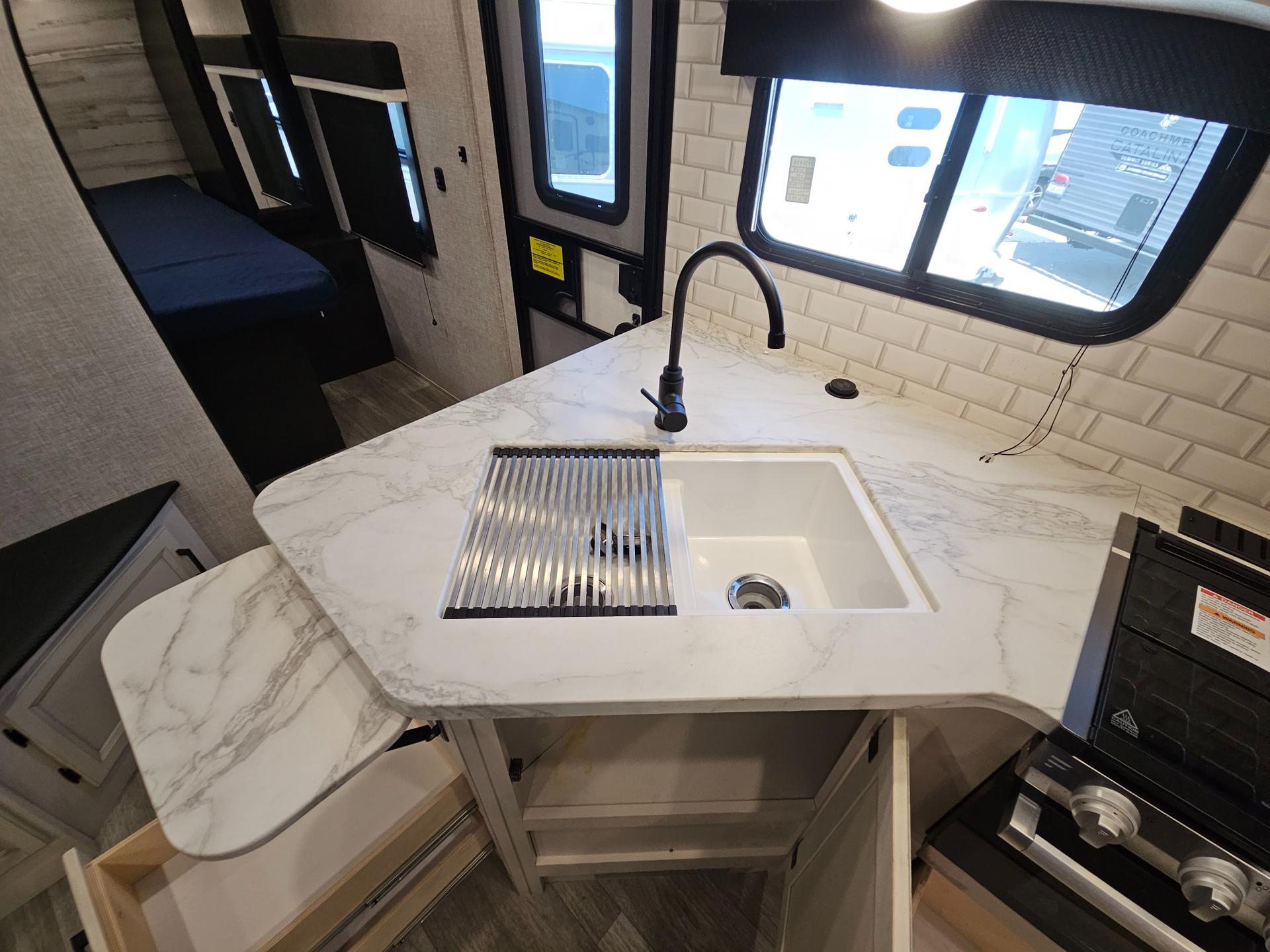 2023 Jayco 2023 Jayco Jay Feather - thumbnail 20